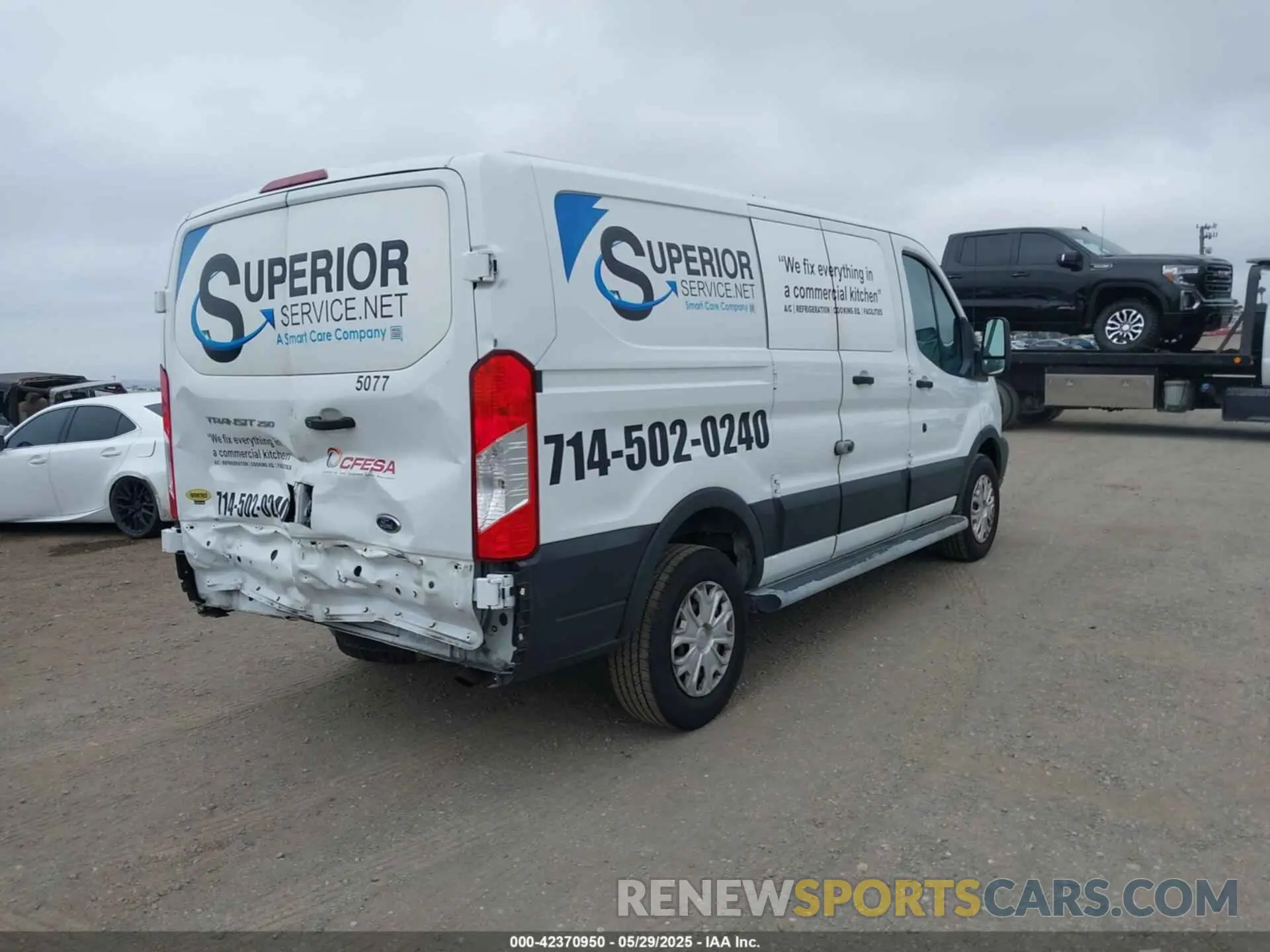 4 Photograph of a damaged car 1FTYR1ZM4KKB36594 FORD TRANSIT-250 2019