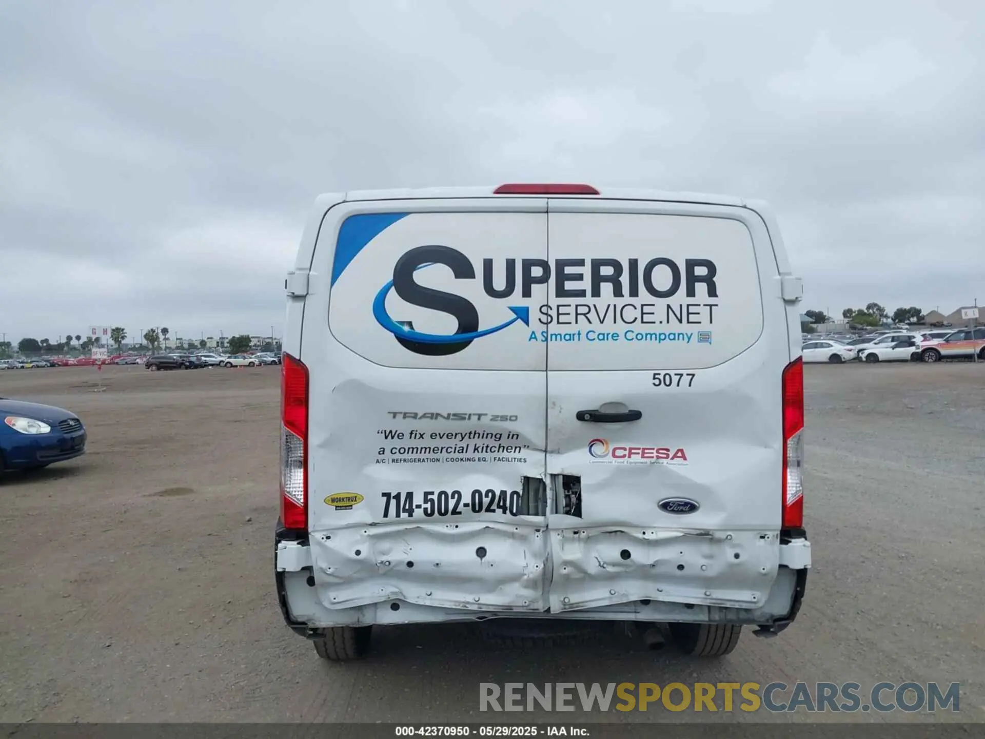 6 Photograph of a damaged car 1FTYR1ZM4KKB36594 FORD TRANSIT-250 2019