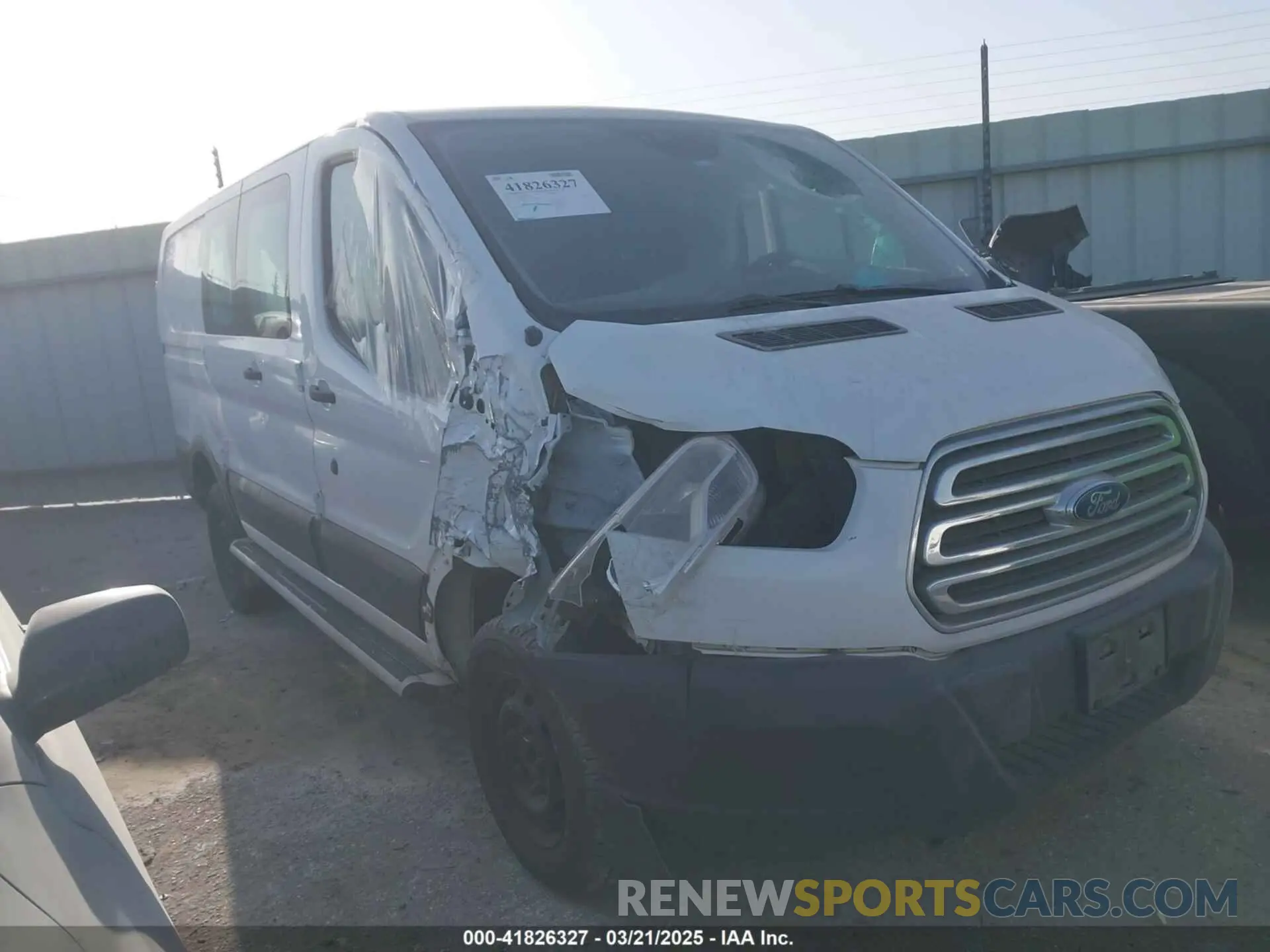 1 Photograph of a damaged car 1FTYR1ZM7KKA56092 FORD TRANSIT-250 2019