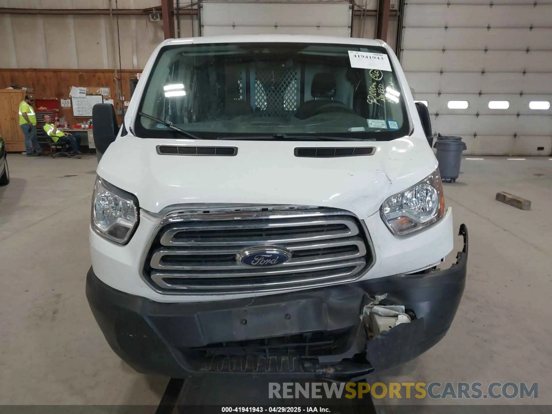 11 Photograph of a damaged car 1FTYR1ZM7KKA71062 FORD TRANSIT-250 2019
