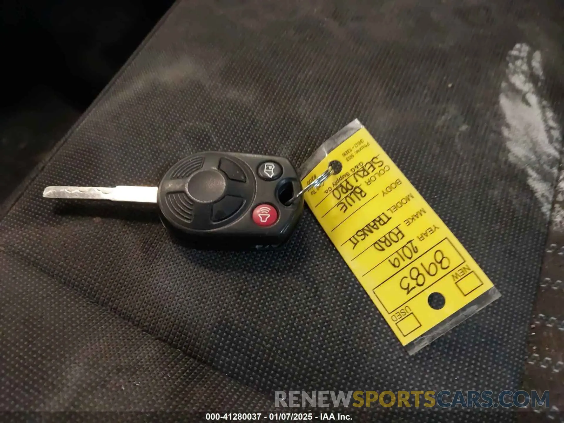 11 Photograph of a damaged car 1FTYR1ZM8KKB20494 FORD TRANSIT-250 2019