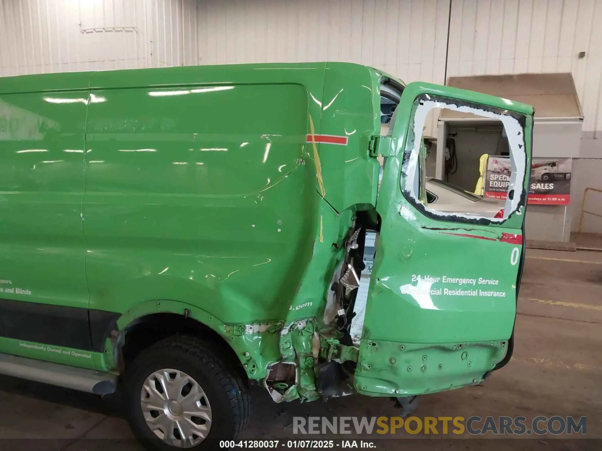 21 Photograph of a damaged car 1FTYR1ZM8KKB20494 FORD TRANSIT-250 2019