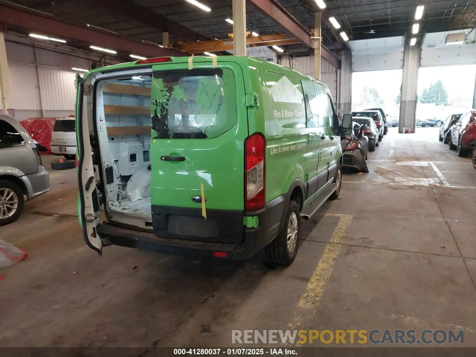 4 Photograph of a damaged car 1FTYR1ZM8KKB20494 FORD TRANSIT-250 2019