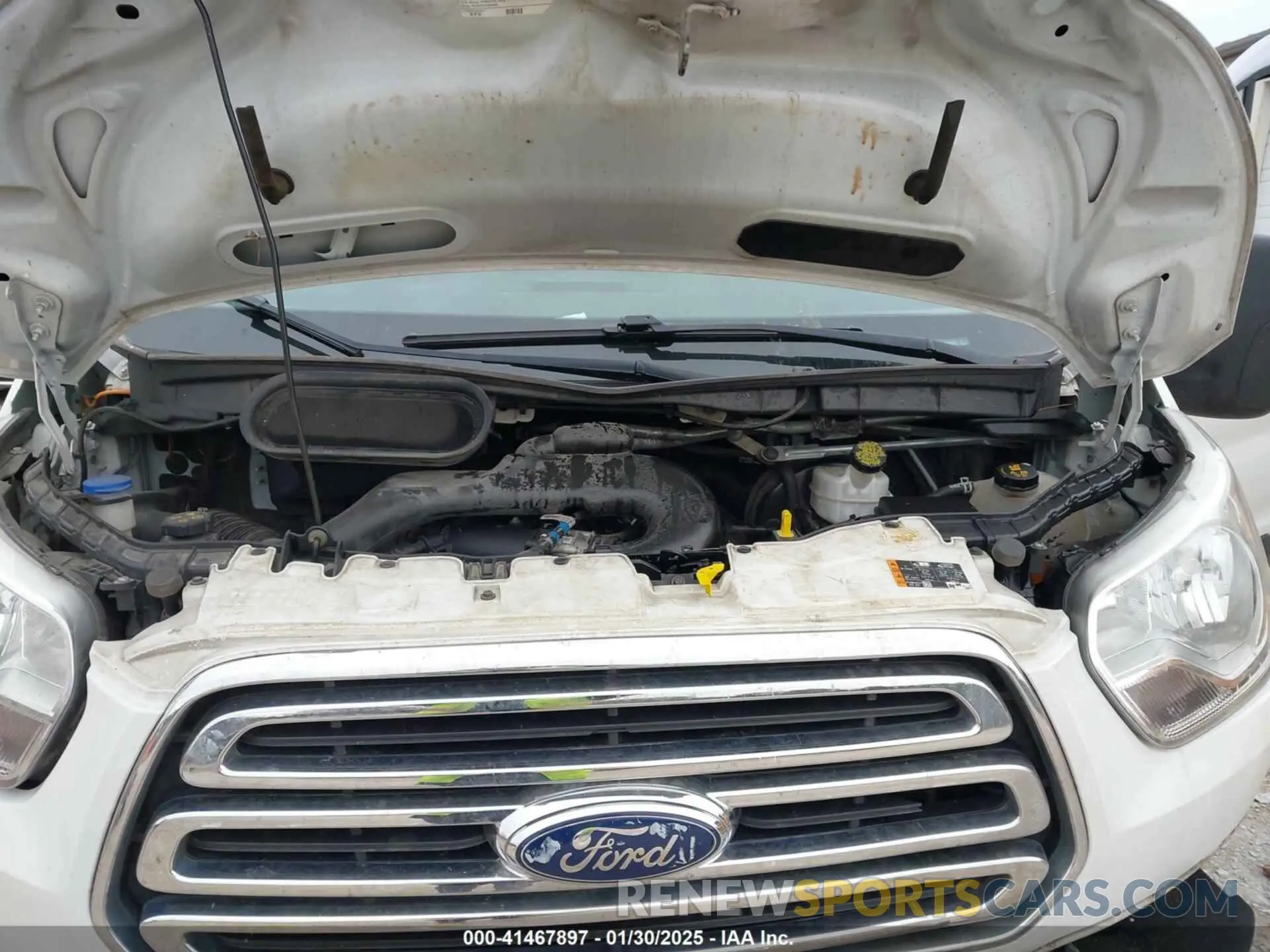 10 Photograph of a damaged car 1FTYR1ZM8KKB50045 FORD TRANSIT-250 2019