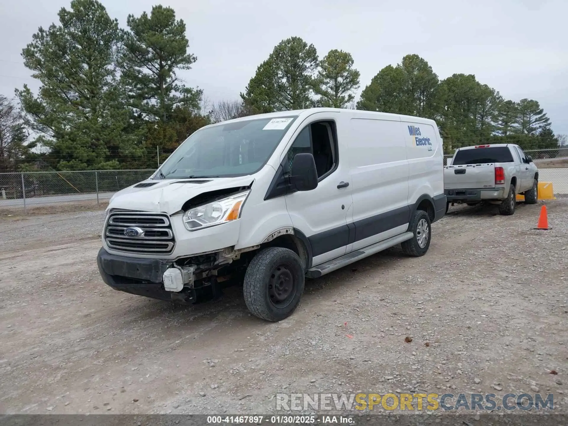 2 Photograph of a damaged car 1FTYR1ZM8KKB50045 FORD TRANSIT-250 2019