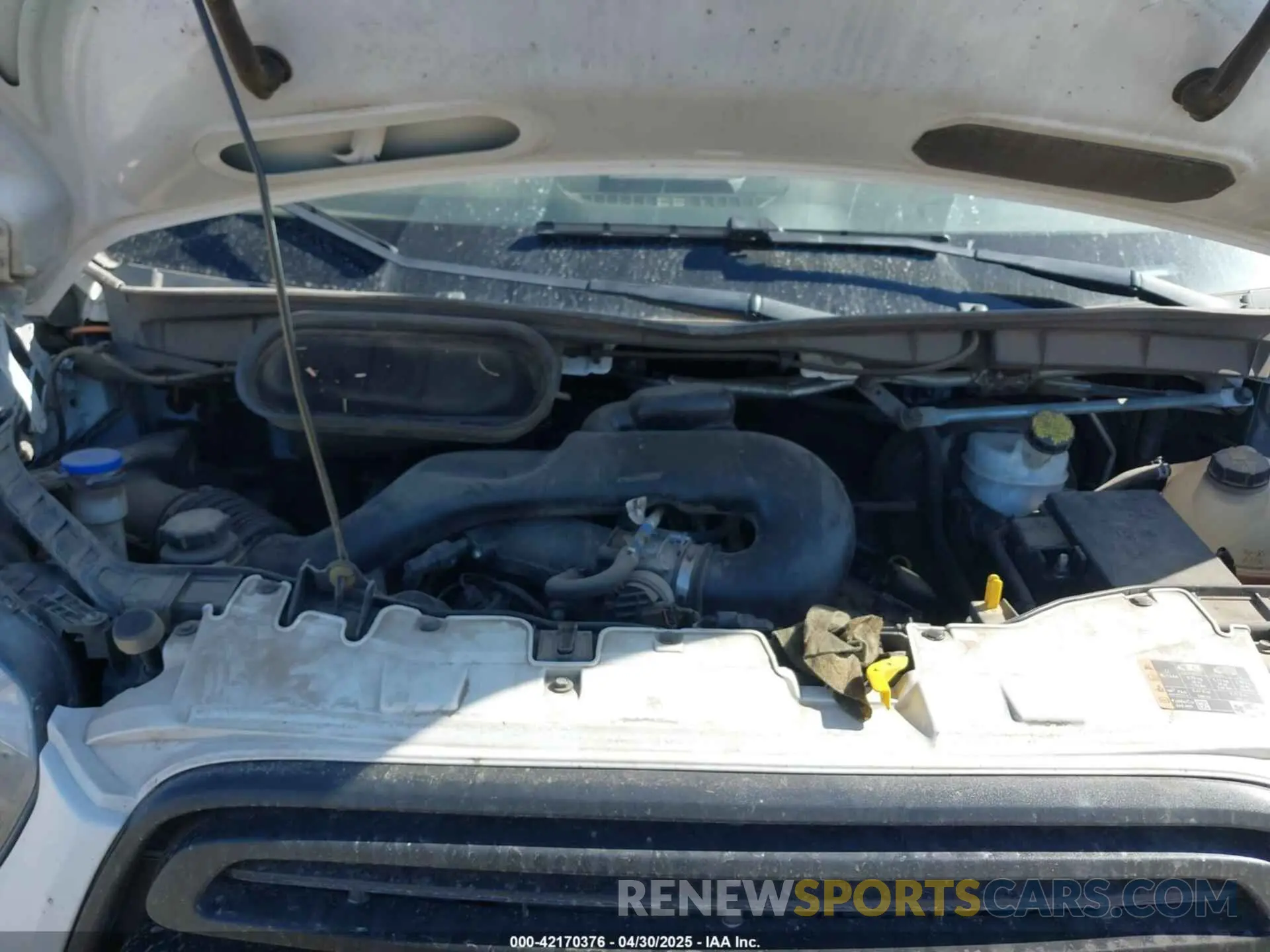 10 Photograph of a damaged car 1FTYR2CM0KKB83667 FORD TRANSIT-250 2019