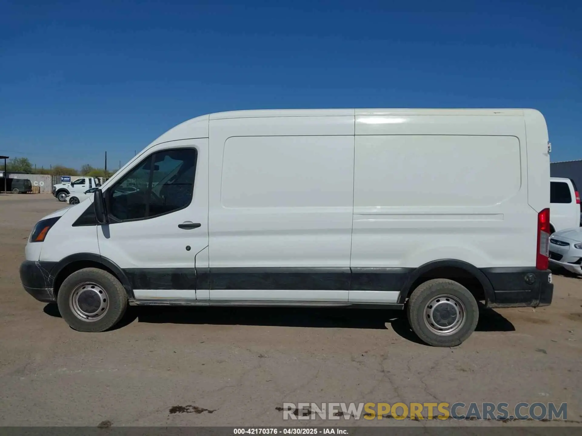 14 Photograph of a damaged car 1FTYR2CM0KKB83667 FORD TRANSIT-250 2019