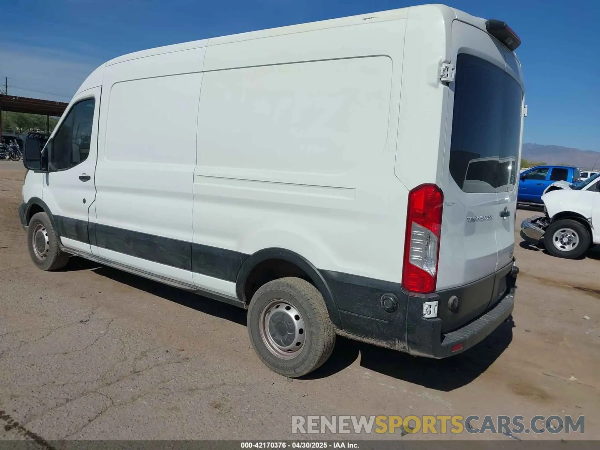 3 Photograph of a damaged car 1FTYR2CM0KKB83667 FORD TRANSIT-250 2019