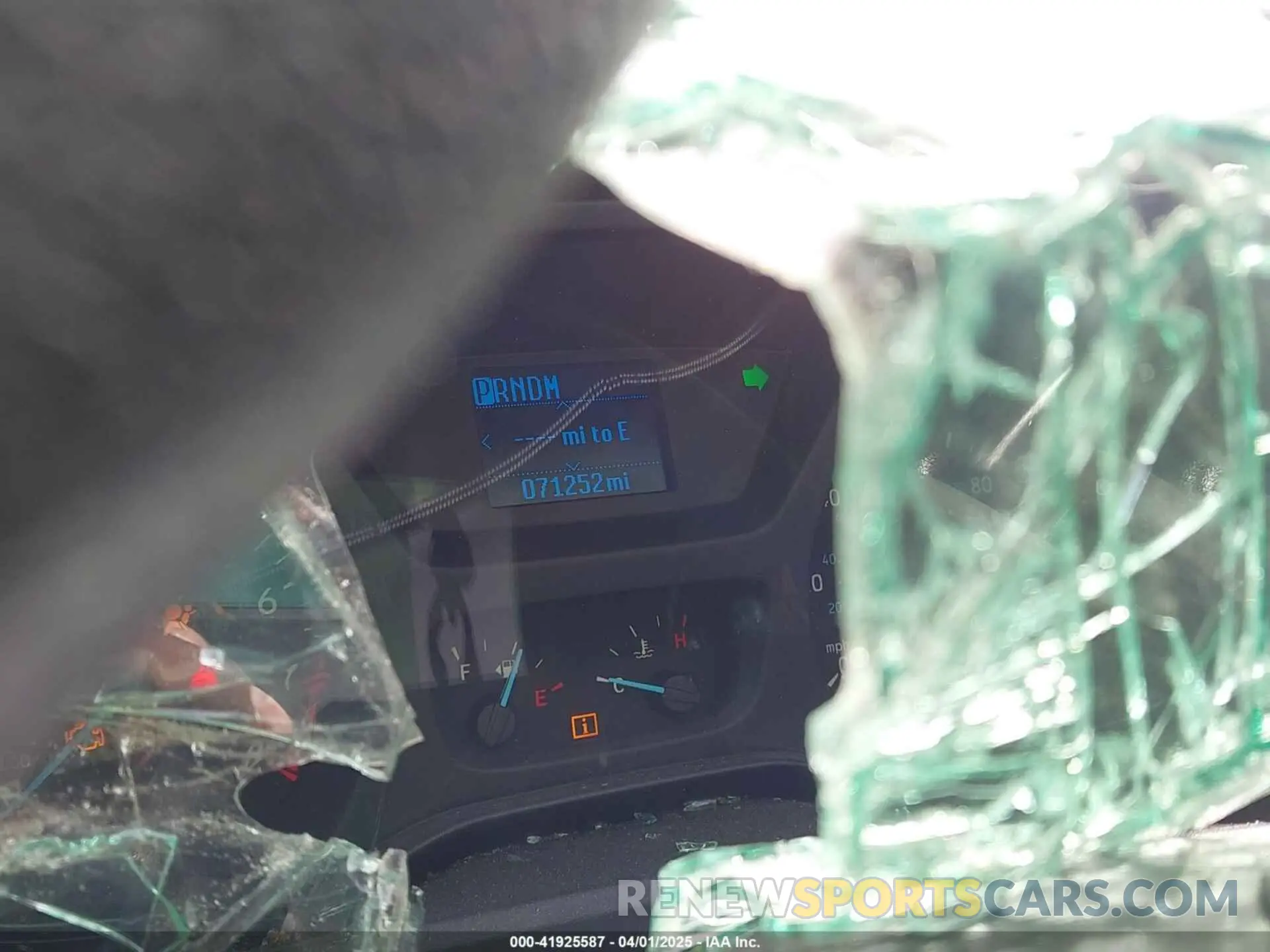 14 Photograph of a damaged car 1FTYR2CM1KKA60332 FORD TRANSIT-250 2019