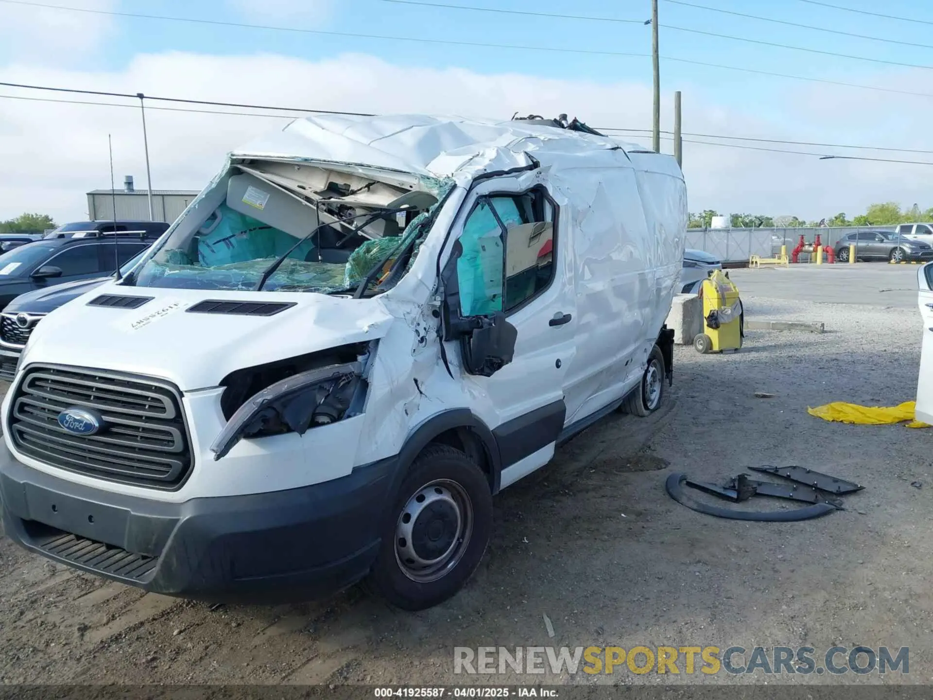 2 Photograph of a damaged car 1FTYR2CM1KKA60332 FORD TRANSIT-250 2019