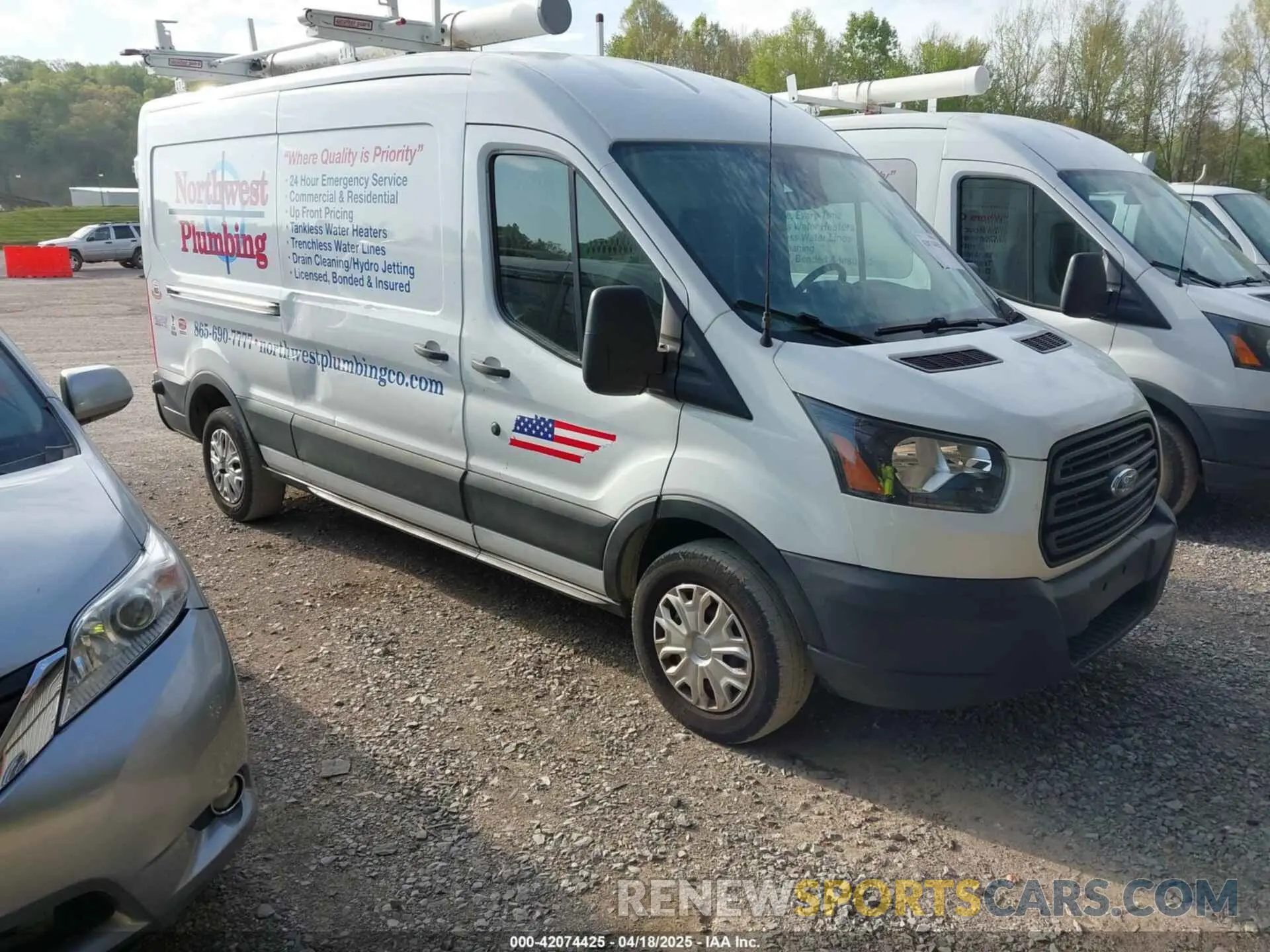 1 Photograph of a damaged car 1FTYR2CM1KKA87353 FORD TRANSIT-250 2019