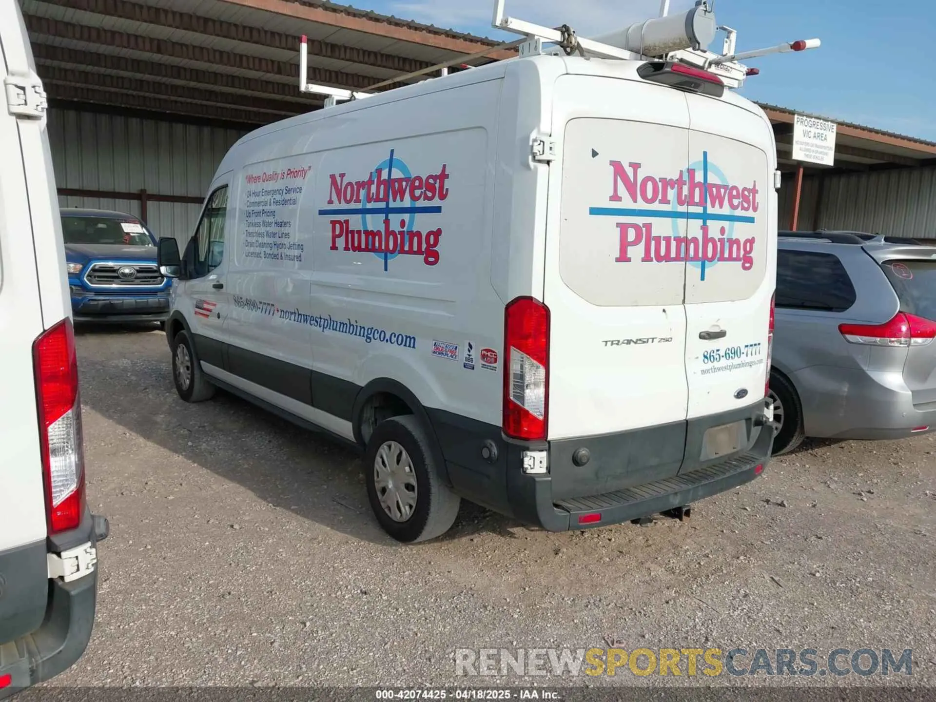 3 Photograph of a damaged car 1FTYR2CM1KKA87353 FORD TRANSIT-250 2019