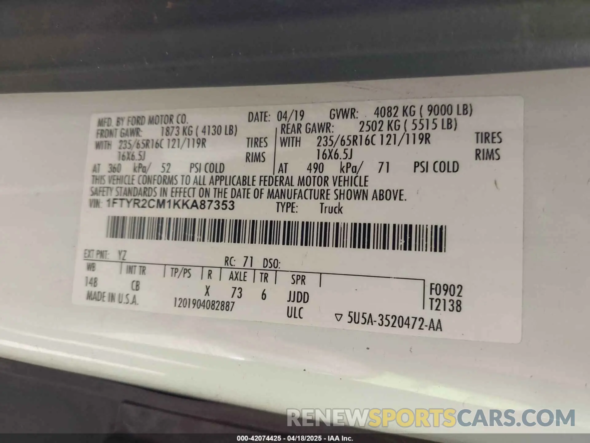 9 Photograph of a damaged car 1FTYR2CM1KKA87353 FORD TRANSIT-250 2019