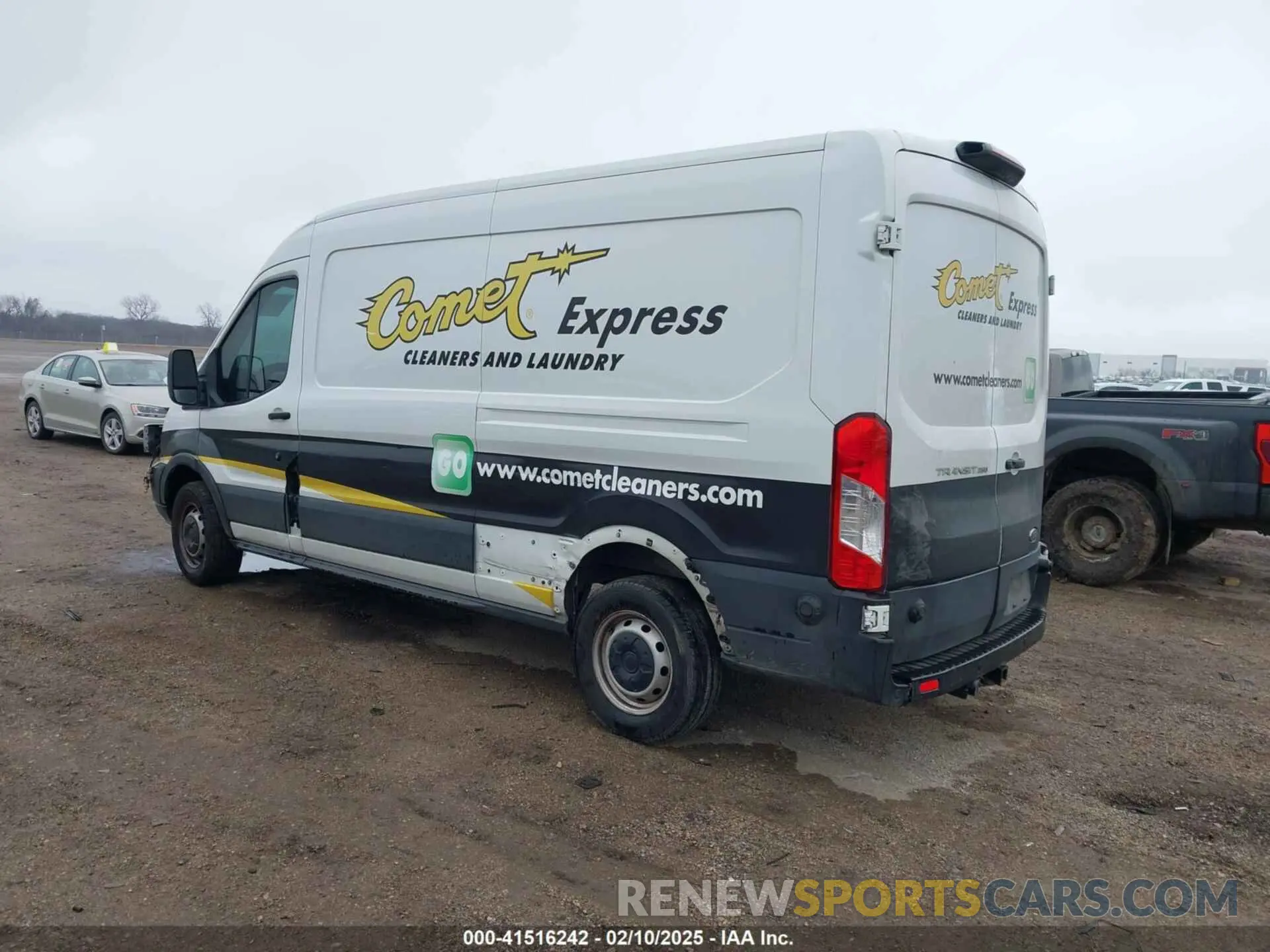 3 Photograph of a damaged car 1FTYR2CM2KKA82002 FORD TRANSIT-250 2019