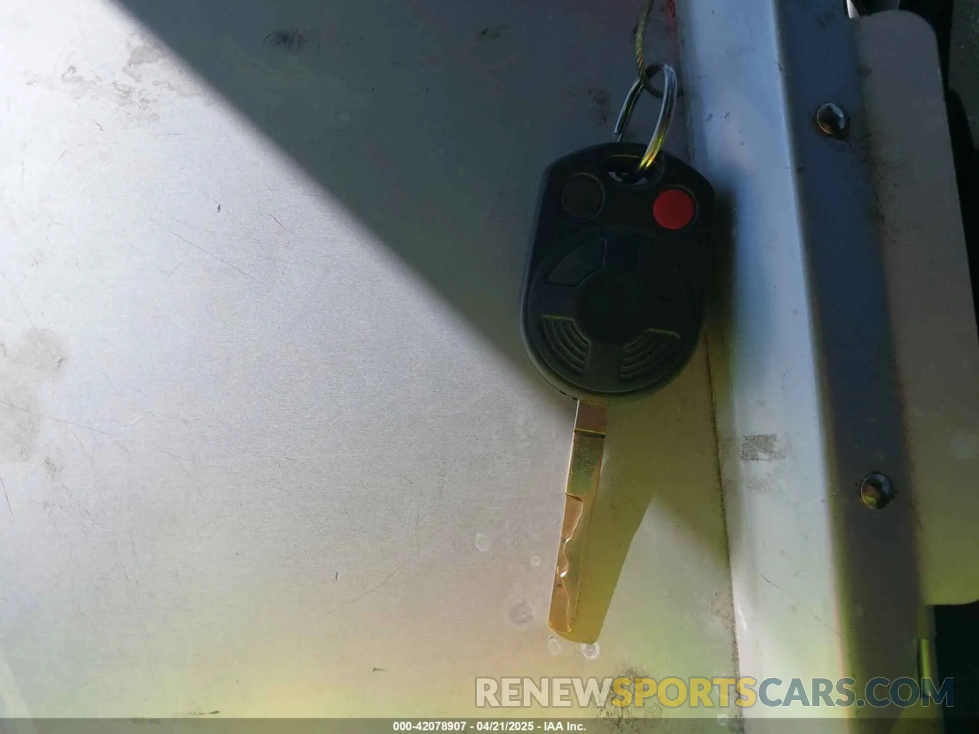 11 Photograph of a damaged car 1FTYR2CM3KKA87418 FORD TRANSIT-250 2019
