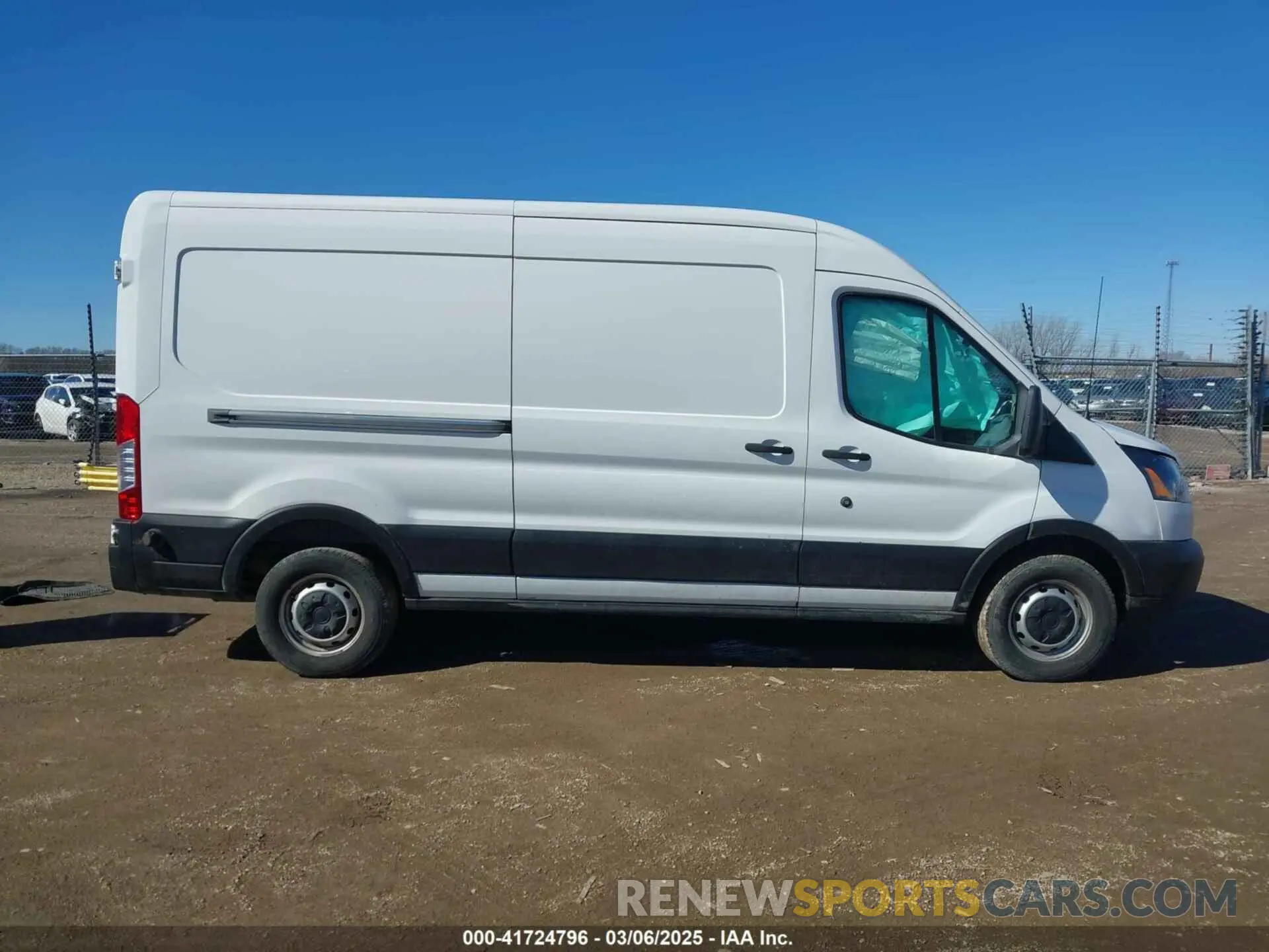 14 Photograph of a damaged car 1FTYR2CM6KKB24493 FORD TRANSIT-250 2019