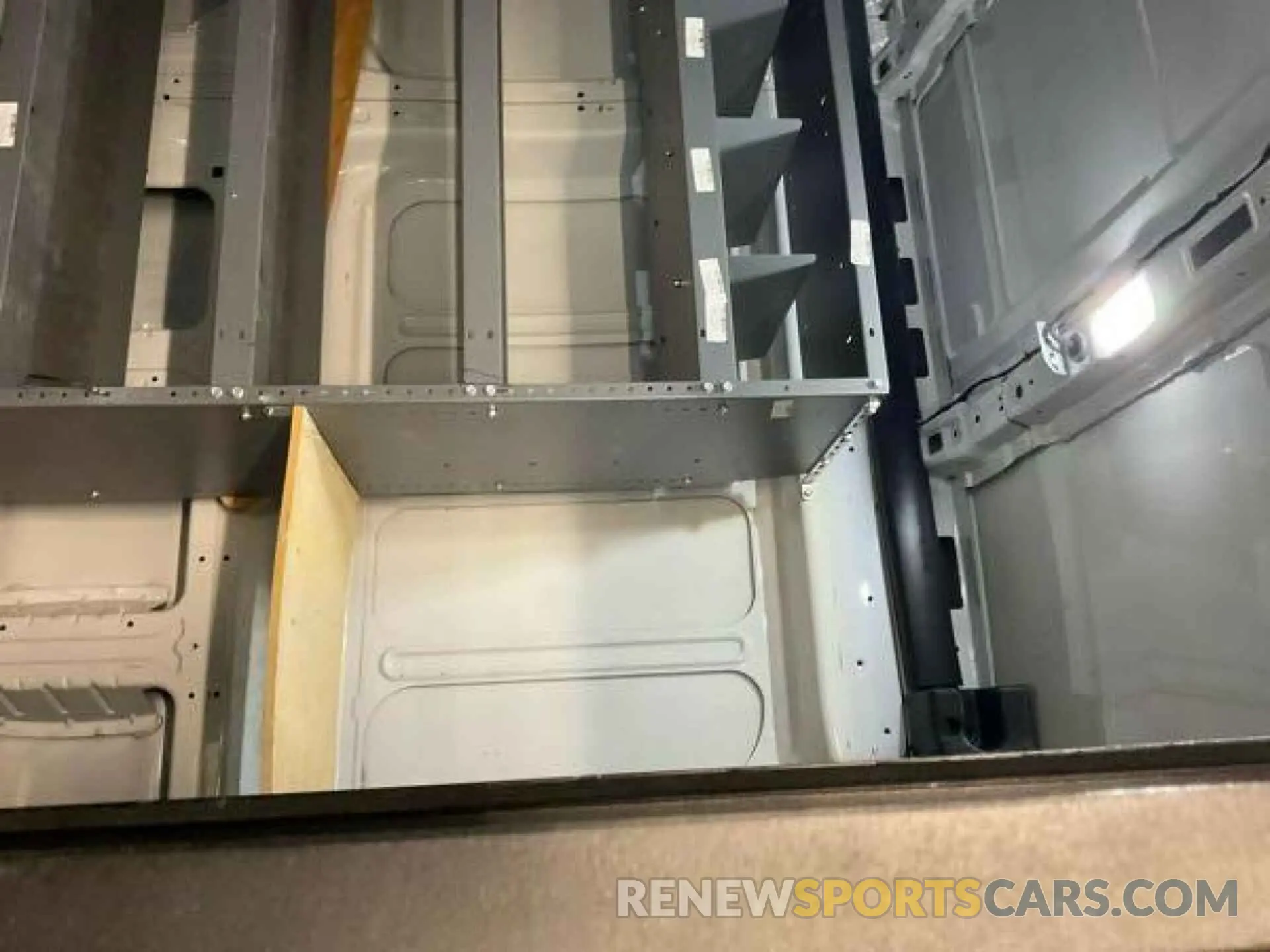 16 Photograph of a damaged car 1FTYR2CM7KKB87344 FORD TRANSIT-250 2019