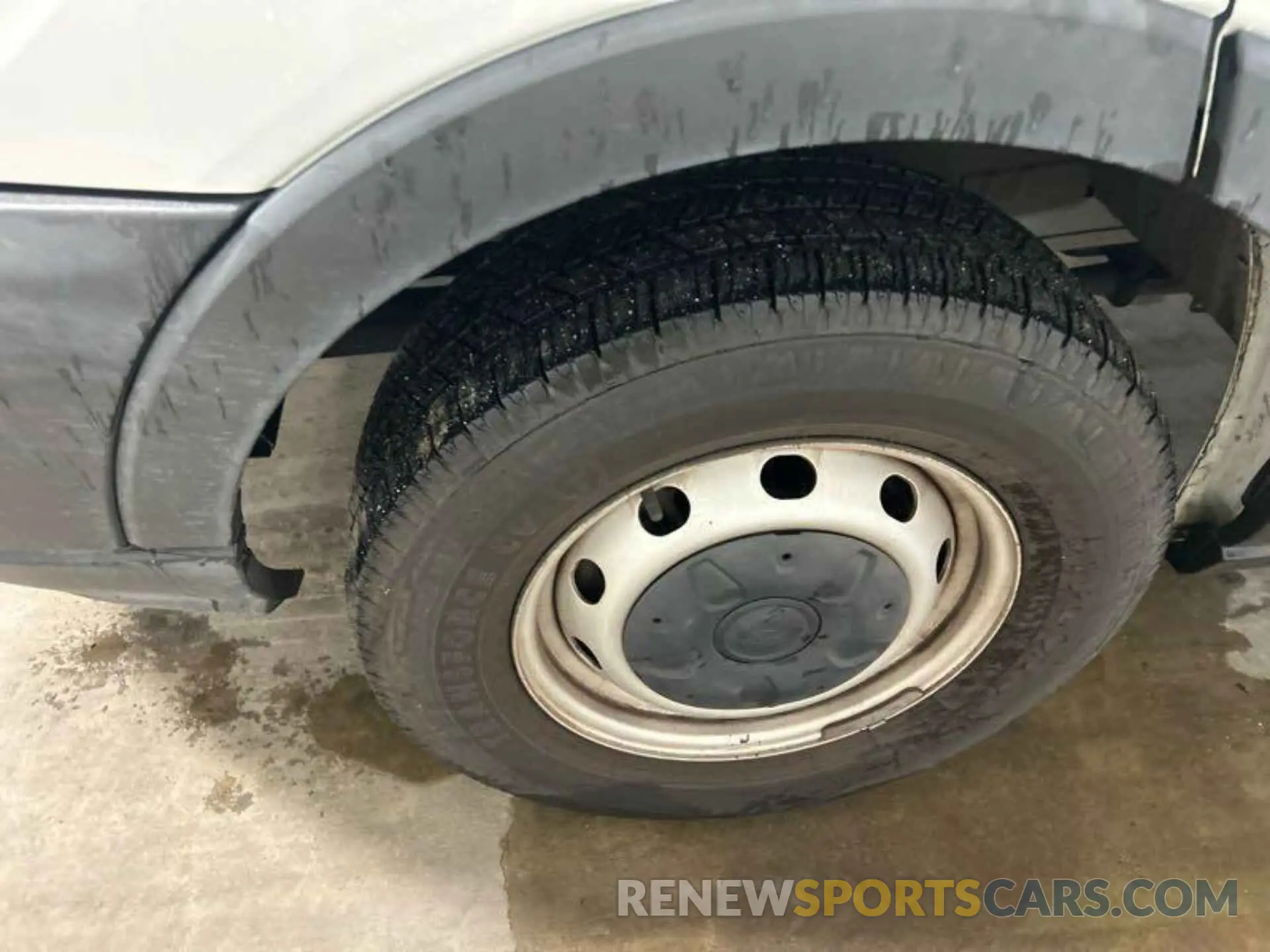 3 Photograph of a damaged car 1FTYR2CM7KKB87344 FORD TRANSIT-250 2019