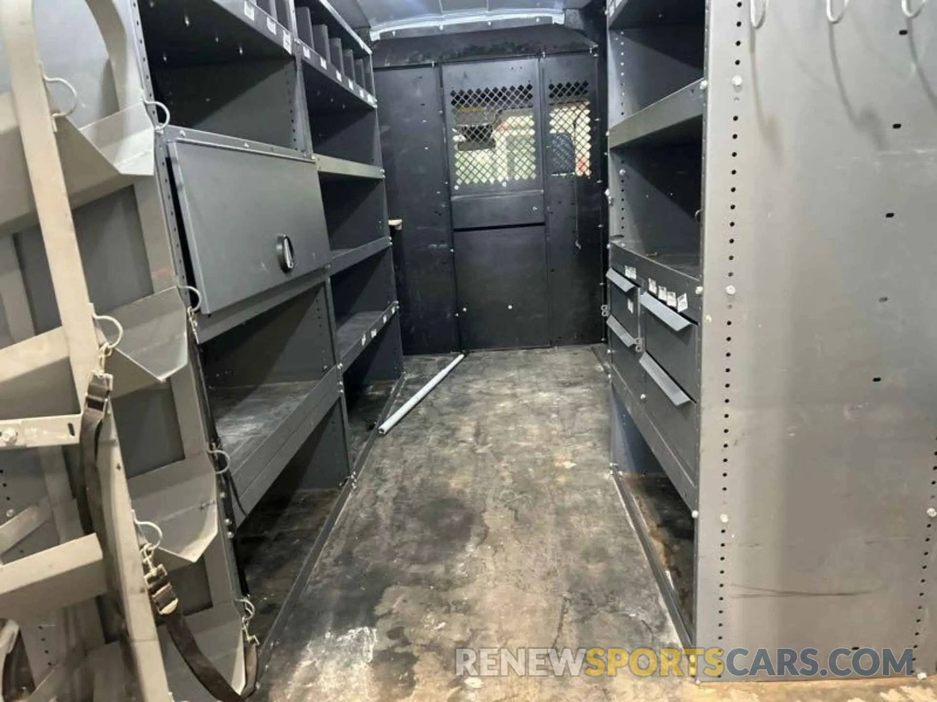 6 Photograph of a damaged car 1FTYR2CM7KKB87344 FORD TRANSIT-250 2019
