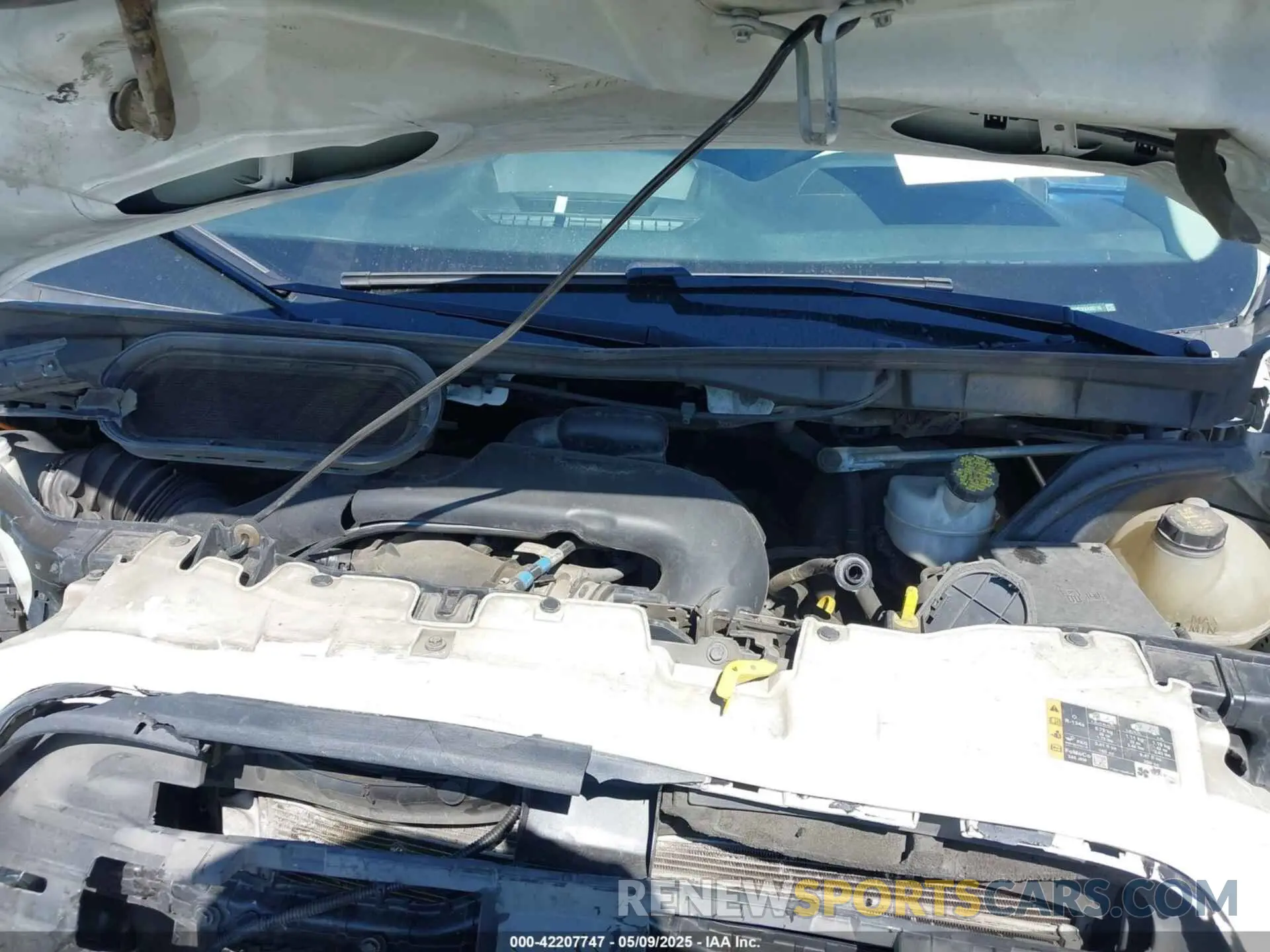 10 Photograph of a damaged car 1FTYR2YM2KKA85216 FORD TRANSIT-250 2019