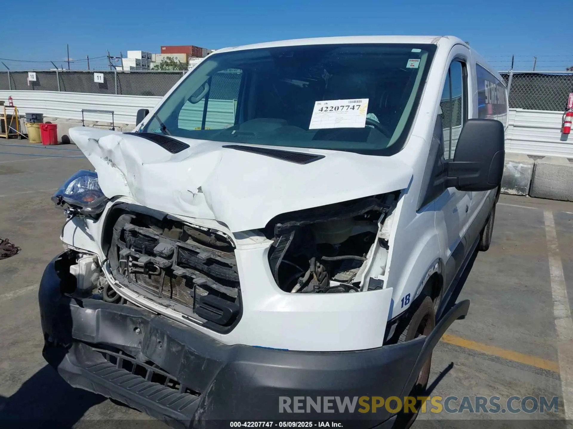 6 Photograph of a damaged car 1FTYR2YM2KKA85216 FORD TRANSIT-250 2019