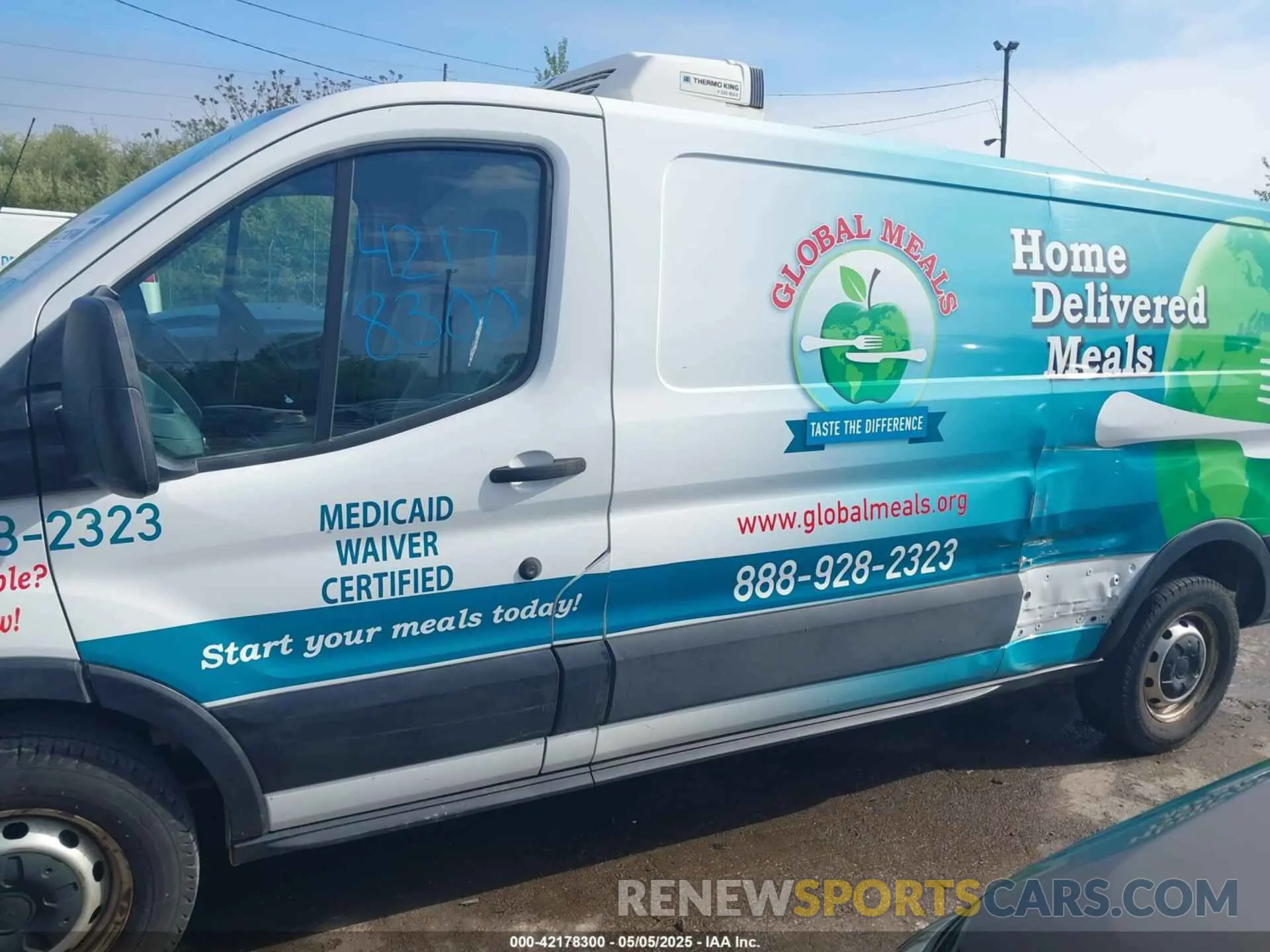 14 Photograph of a damaged car 1FTYR2ZG0KKA10216 FORD TRANSIT-250 2019
