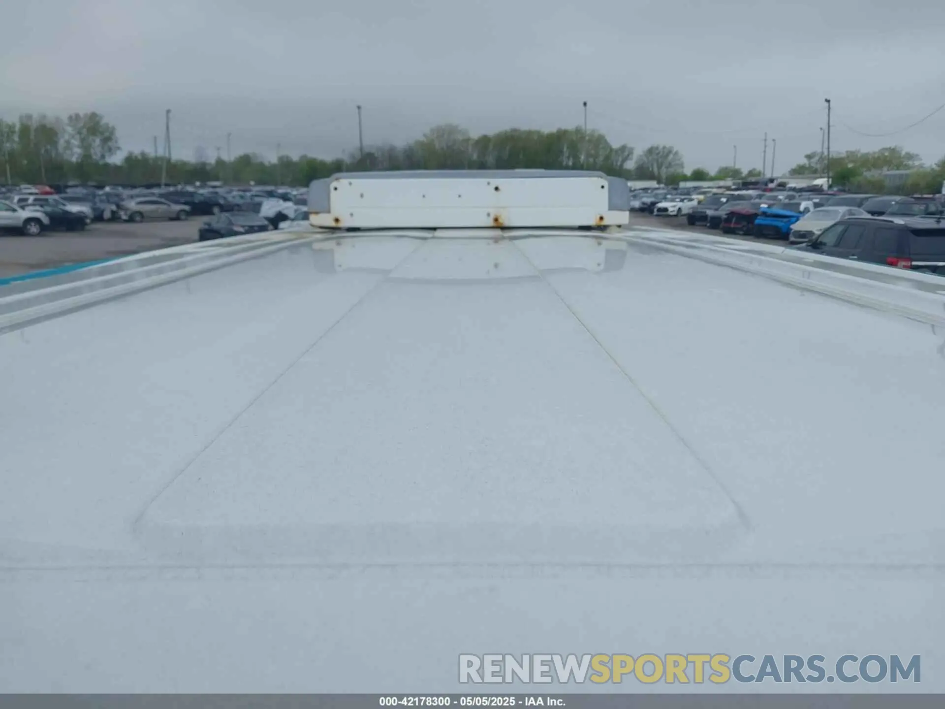 18 Photograph of a damaged car 1FTYR2ZG0KKA10216 FORD TRANSIT-250 2019