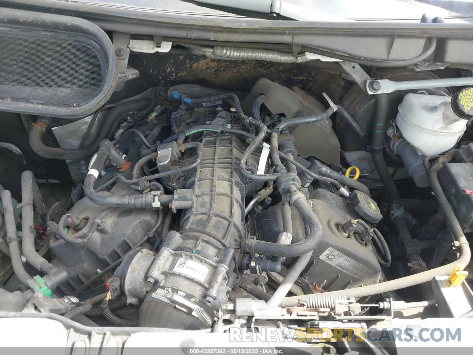 10 Photograph of a damaged car 1FTYR3XGXKKA15951 FORD TRANSIT-250 2019