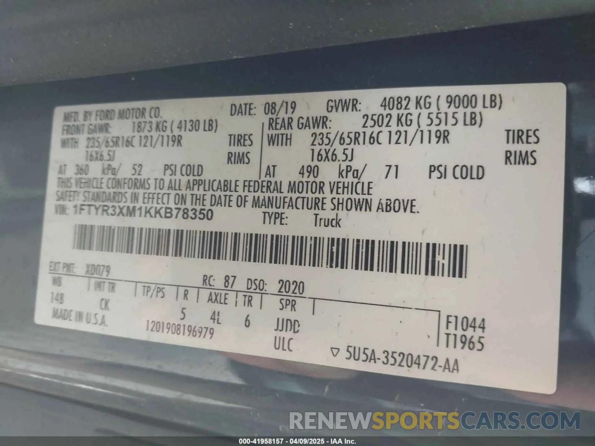 9 Photograph of a damaged car 1FTYR3XM1KKB78350 FORD TRANSIT-250 2019