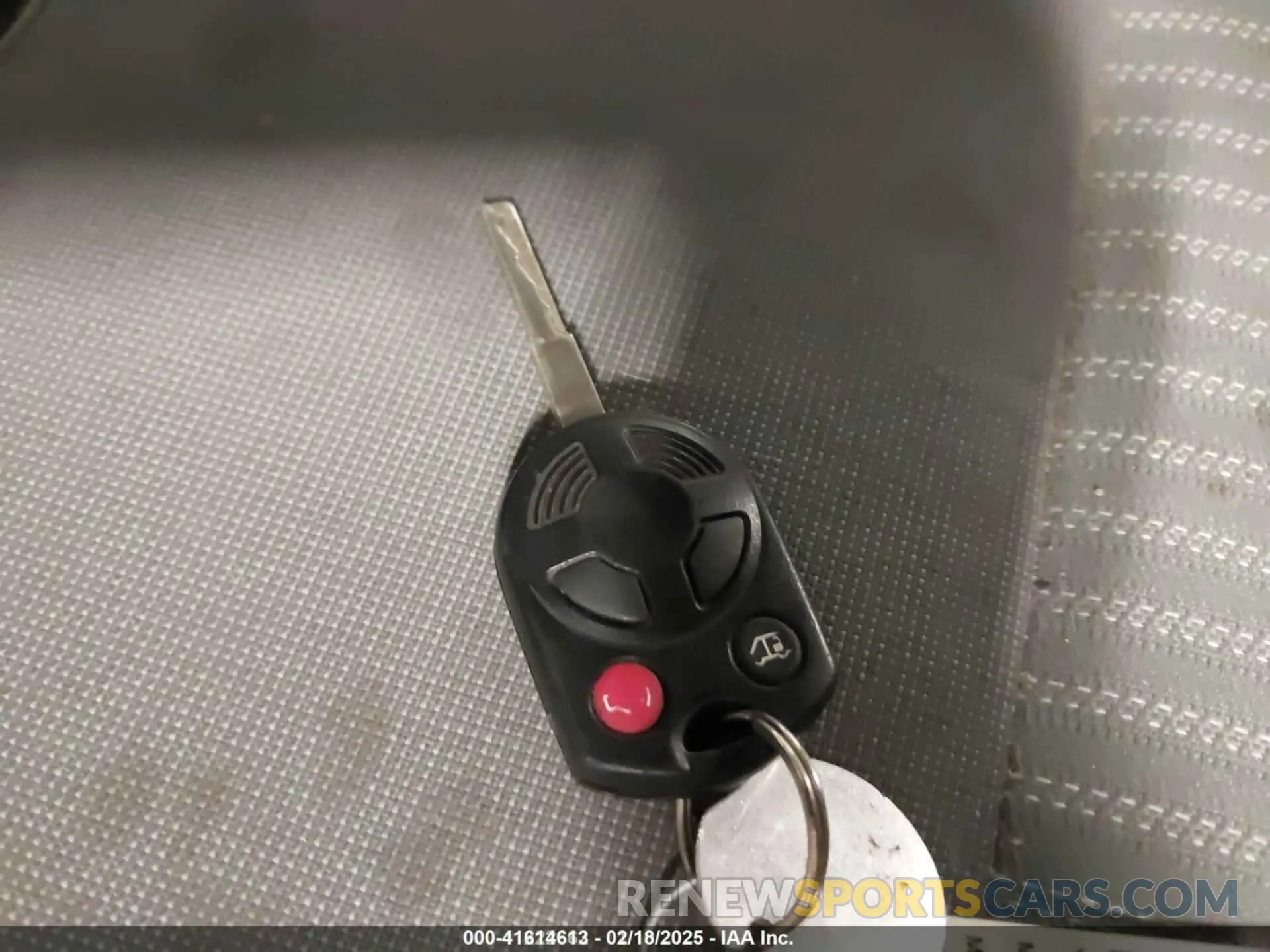 11 Photograph of a damaged car 1FTYR3XM4KKB89312 FORD TRANSIT-250 2019