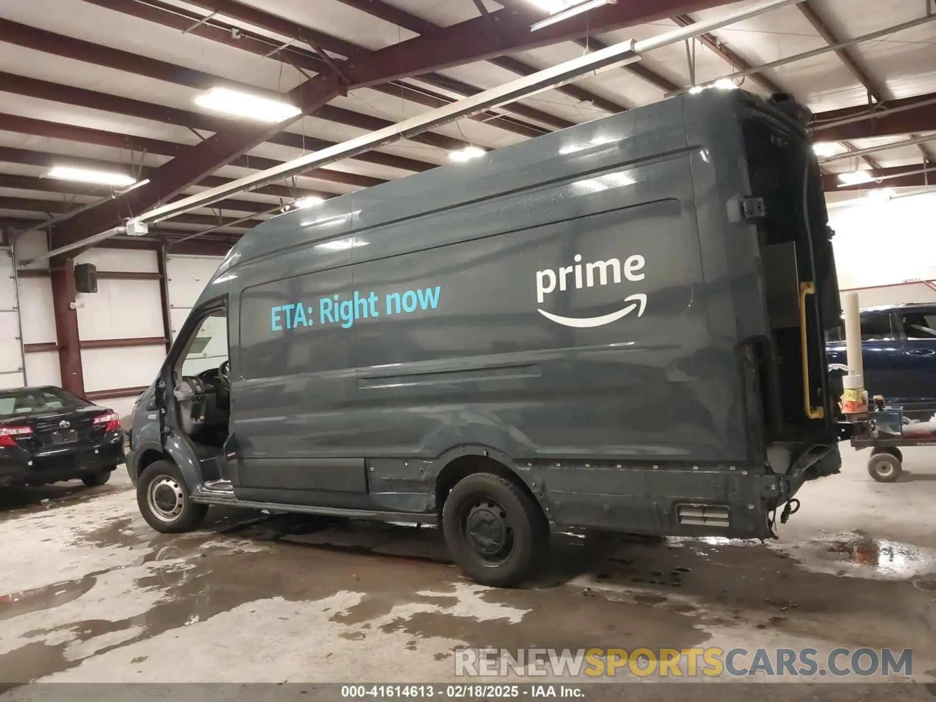 14 Photograph of a damaged car 1FTYR3XM4KKB89312 FORD TRANSIT-250 2019