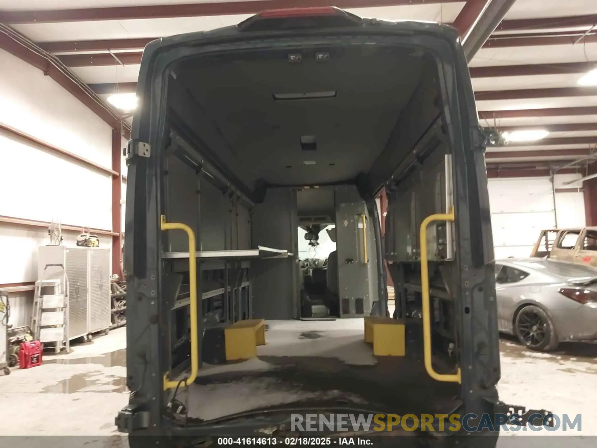 16 Photograph of a damaged car 1FTYR3XM4KKB89312 FORD TRANSIT-250 2019