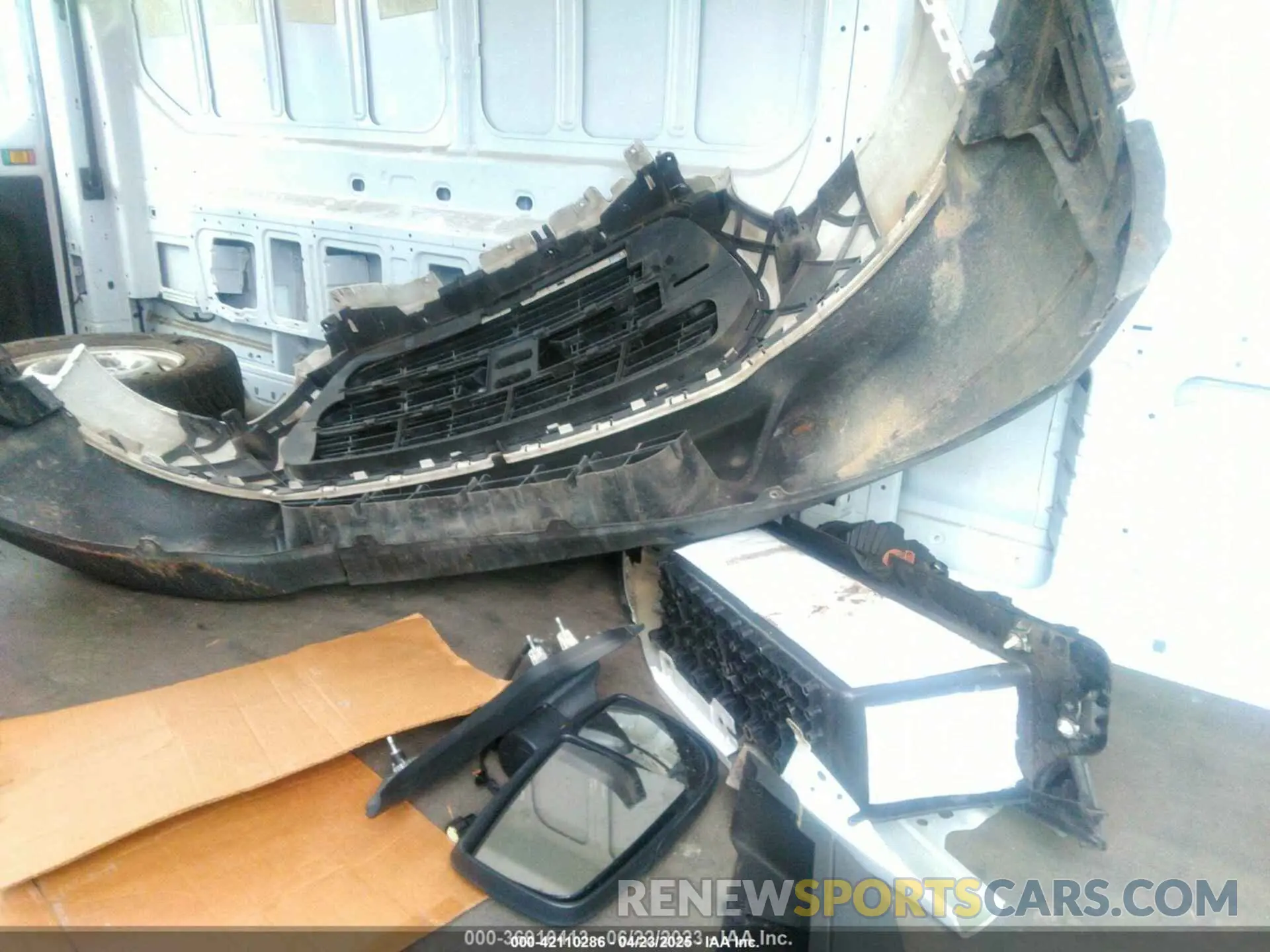 12 Photograph of a damaged car 1FTYR3XM5KKA57353 FORD TRANSIT-250 2019