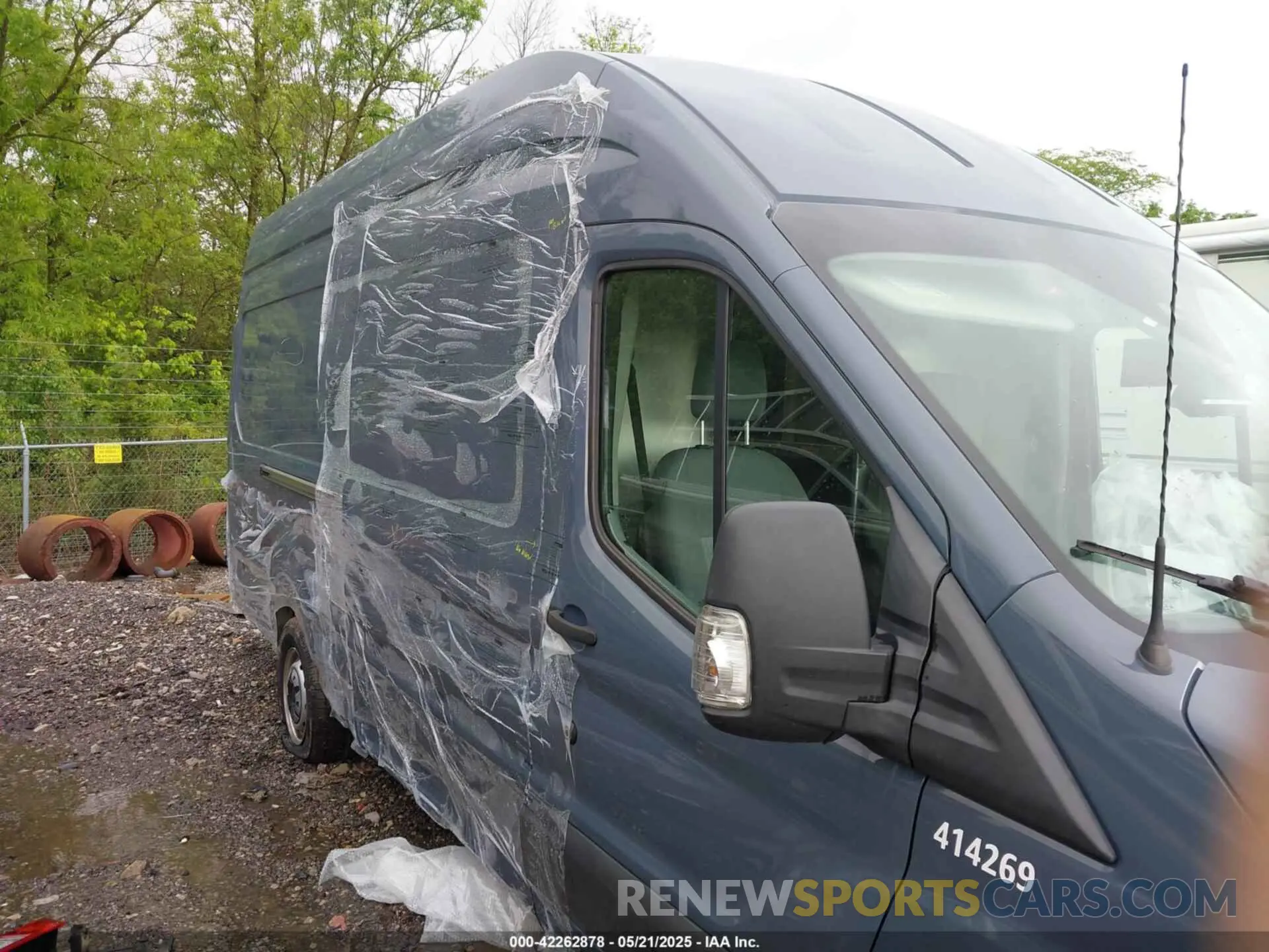 14 Photograph of a damaged car 1FTYR3XM5KKB49658 FORD TRANSIT-250 2019