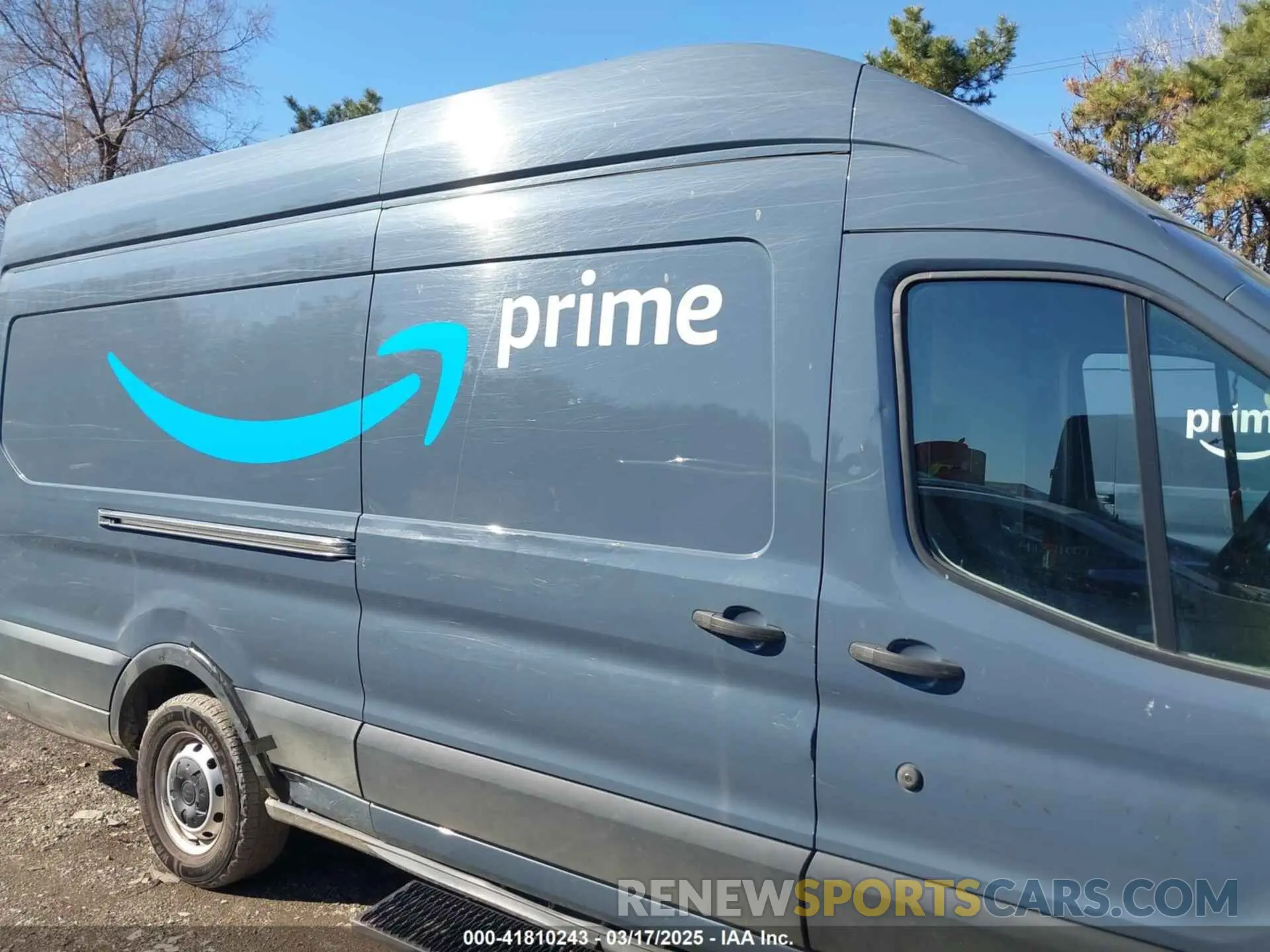 13 Photograph of a damaged car 1FTYR3XM6KKA99272 FORD TRANSIT-250 2019