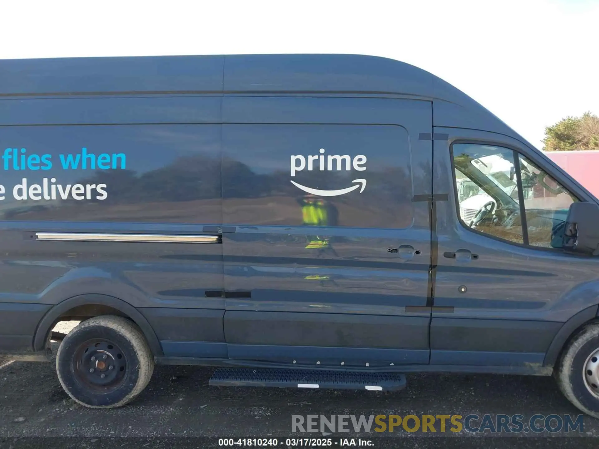 13 Photograph of a damaged car 1FTYR3XM7KKA97756 FORD TRANSIT-250 2019