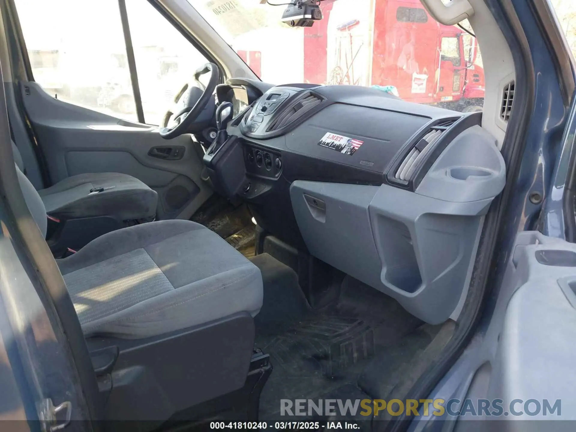 5 Photograph of a damaged car 1FTYR3XM7KKA97756 FORD TRANSIT-250 2019