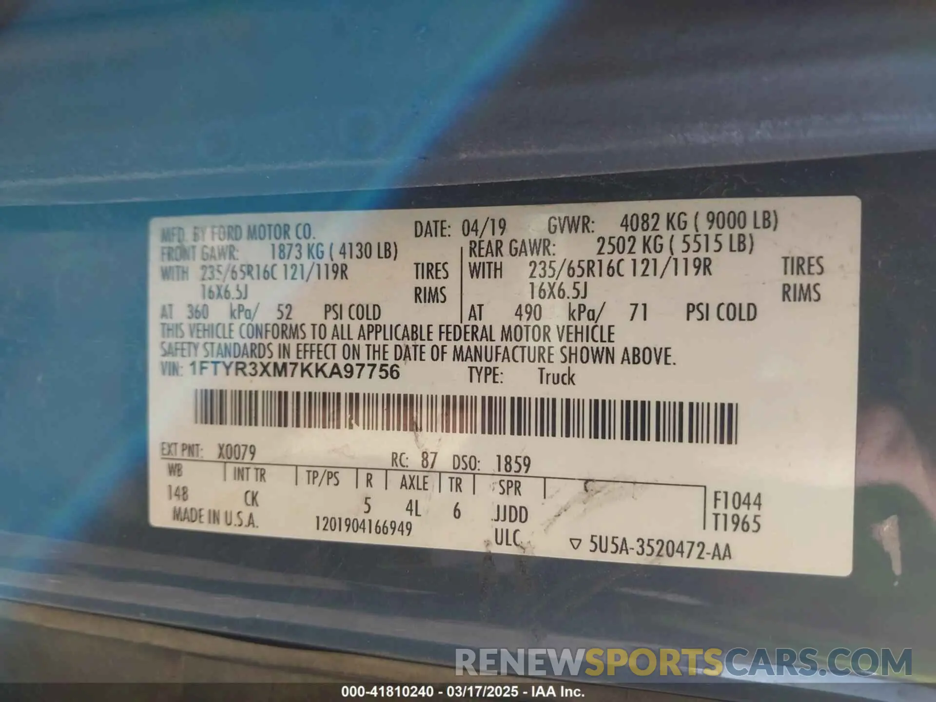9 Photograph of a damaged car 1FTYR3XM7KKA97756 FORD TRANSIT-250 2019