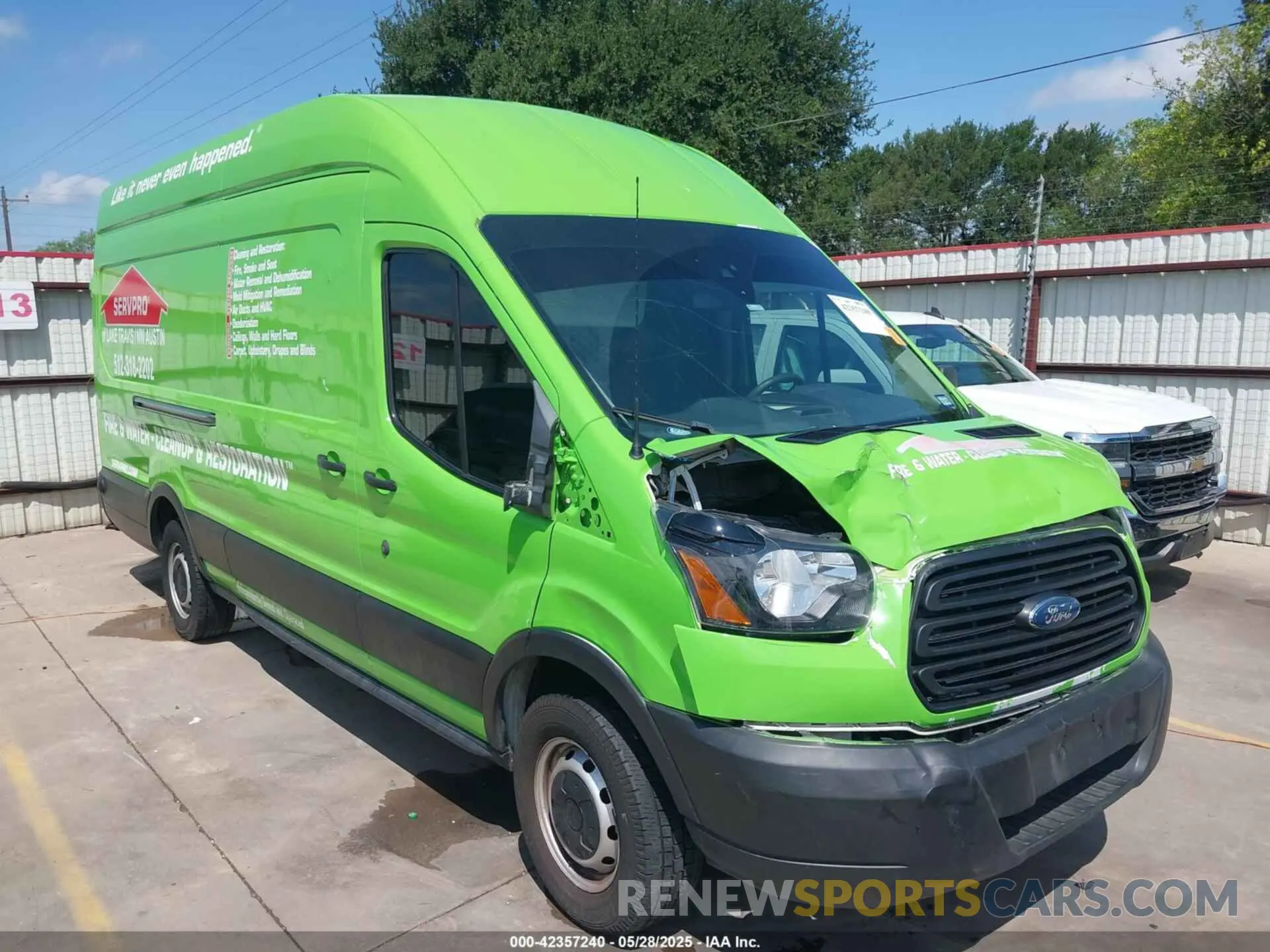 1 Photograph of a damaged car 1FTYR3XM8KKA82506 FORD TRANSIT-250 2019