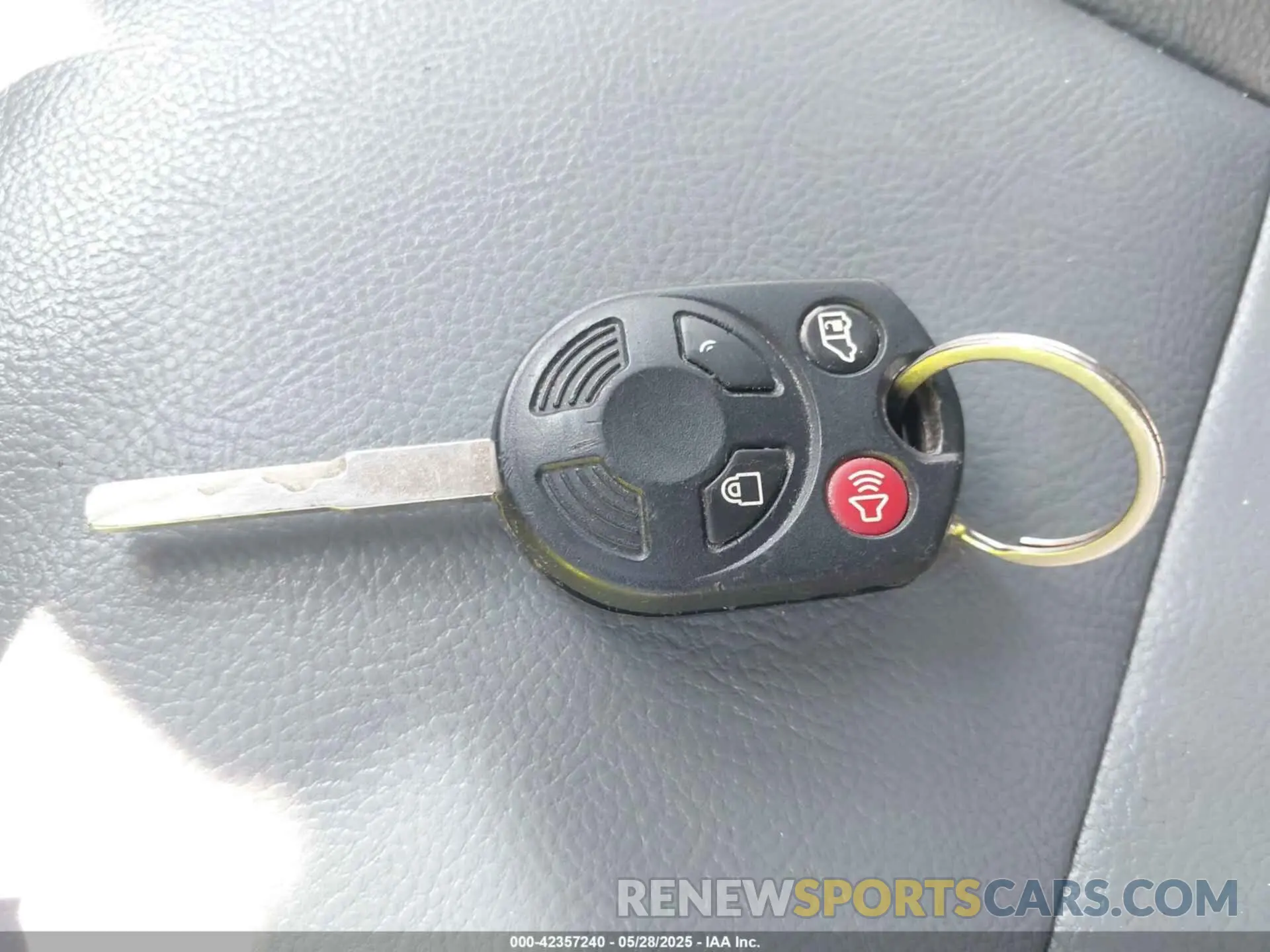 11 Photograph of a damaged car 1FTYR3XM8KKA82506 FORD TRANSIT-250 2019