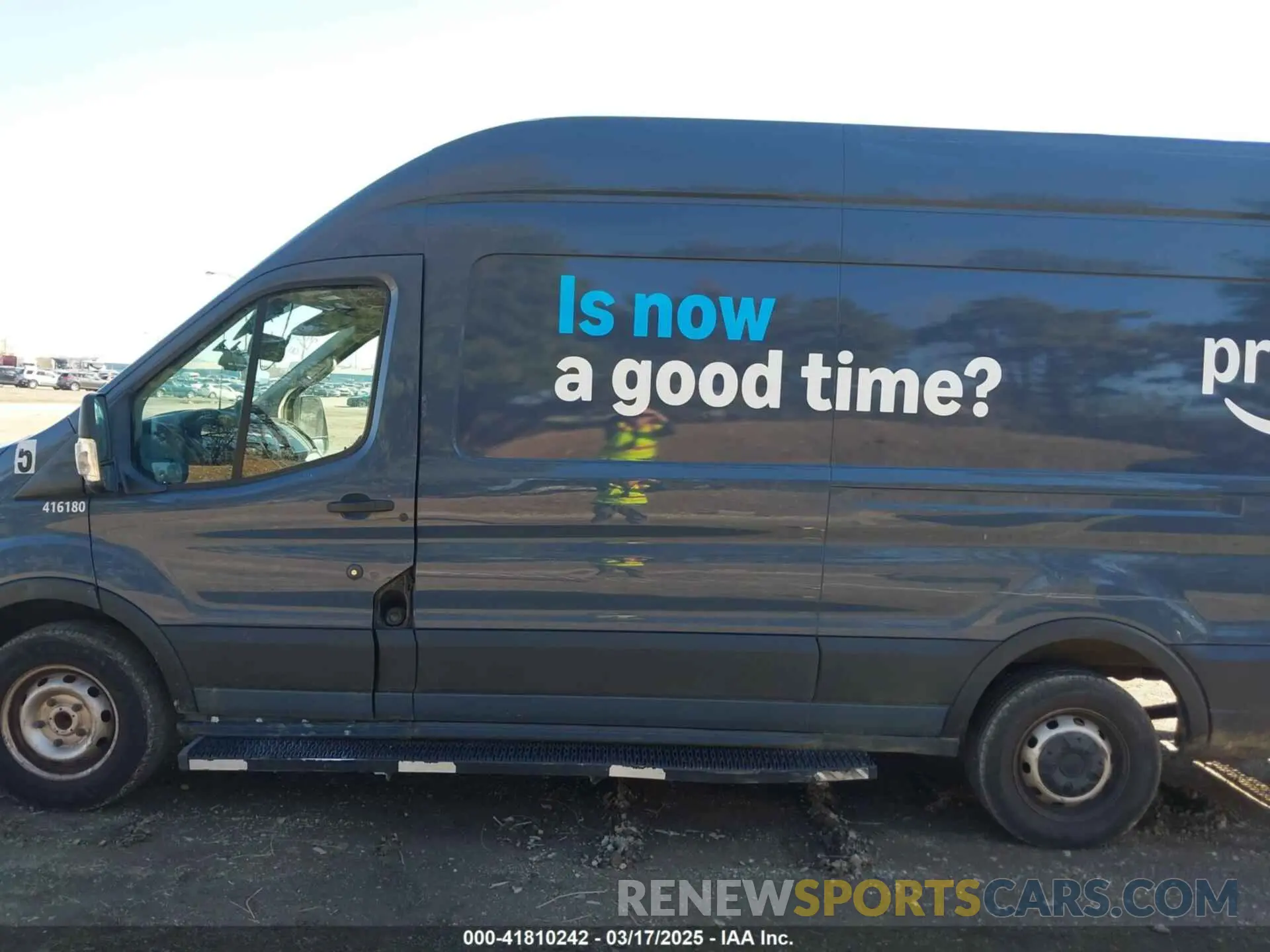 14 Photograph of a damaged car 1FTYR3XM8KKA97815 FORD TRANSIT-250 2019