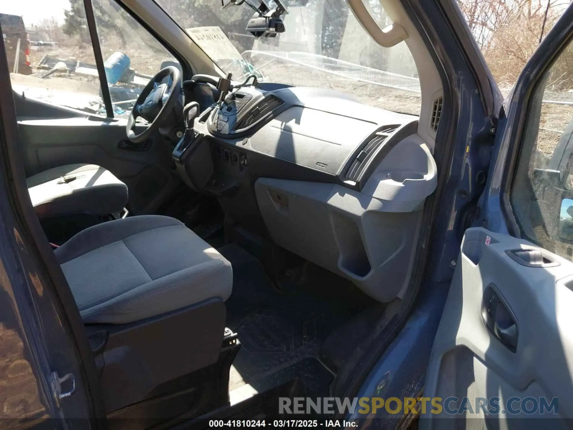 5 Photograph of a damaged car 1FTYR3XMXKKA97430 FORD TRANSIT-250 2019
