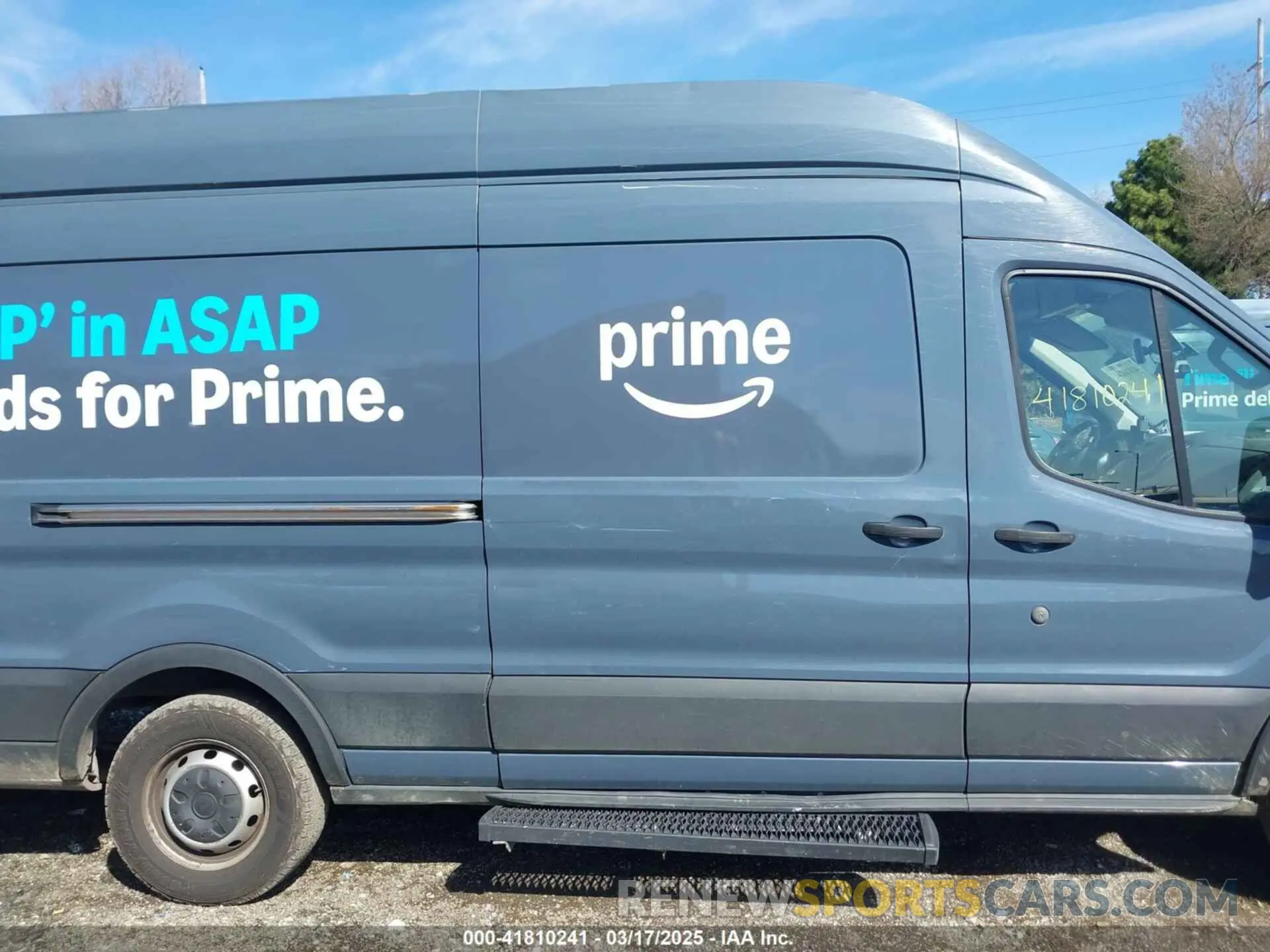 13 Photograph of a damaged car 1FTYR3XMXKKA97928 FORD TRANSIT-250 2019