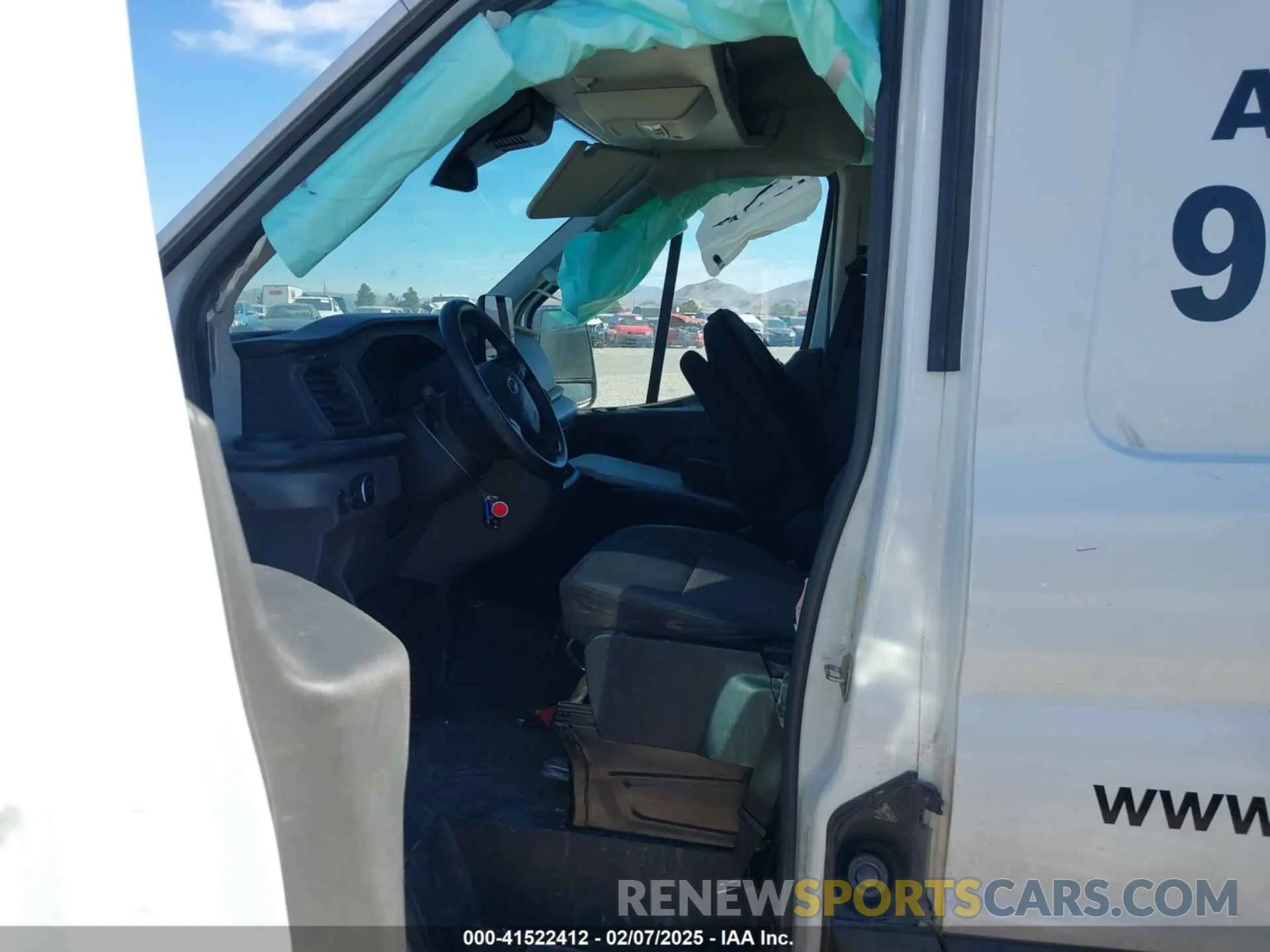 5 Photograph of a damaged car 1FTBR1C80LKA68782 FORD TRANSIT-250 2020