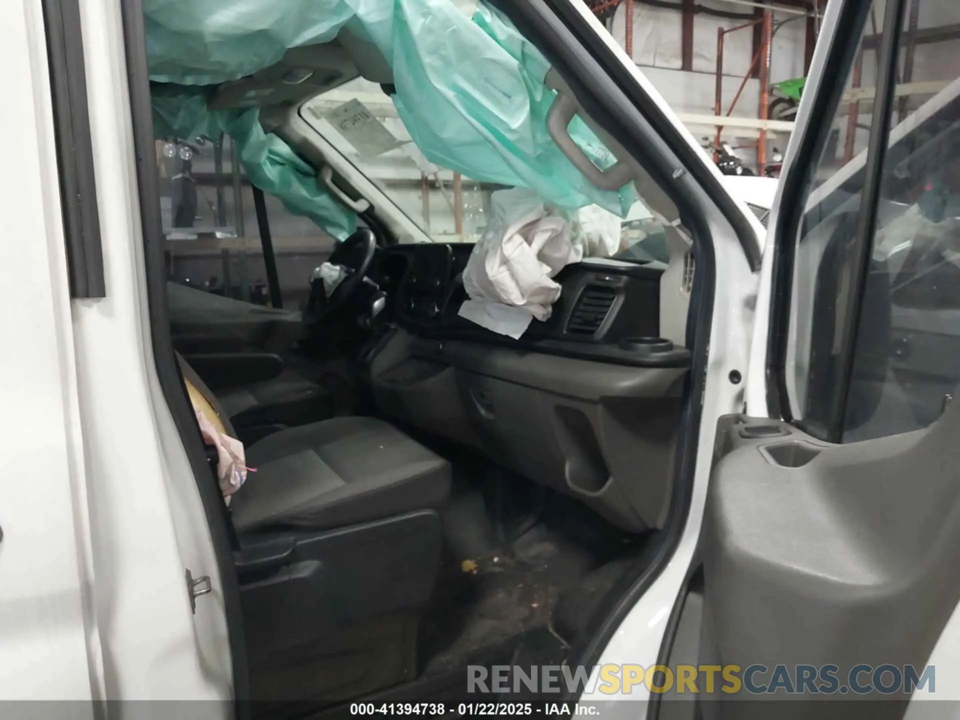5 Photograph of a damaged car 1FTBR1C81LKA51182 FORD TRANSIT-250 2020