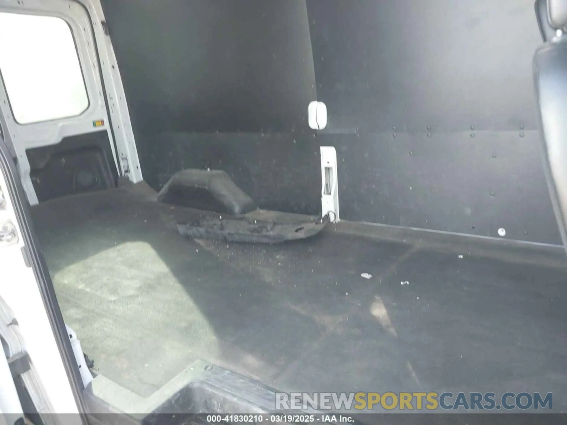 8 Photograph of a damaged car 1FTBR1C81LKB10957 FORD TRANSIT-250 2020
