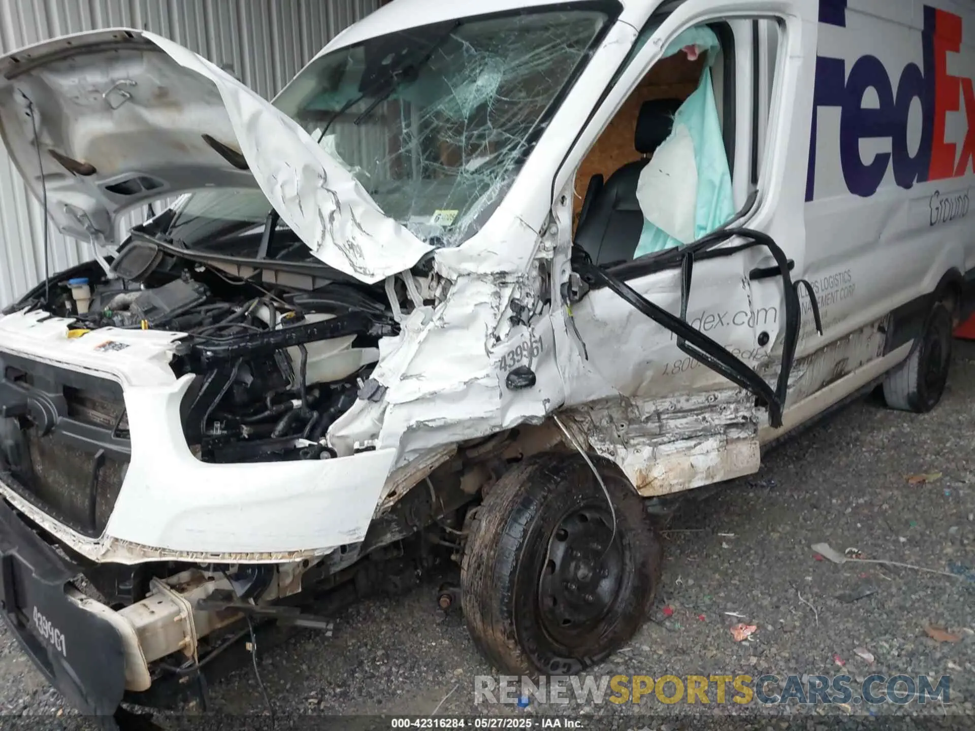 6 Photograph of a damaged car 1FTBR1C83LKB20325 FORD TRANSIT-250 2020