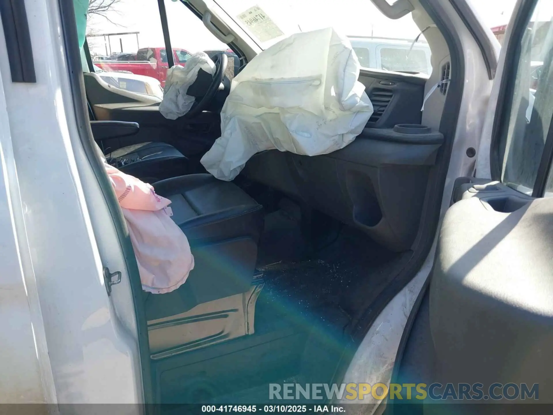 5 Photograph of a damaged car 1FTBR1C88LKB71691 FORD TRANSIT-250 2020