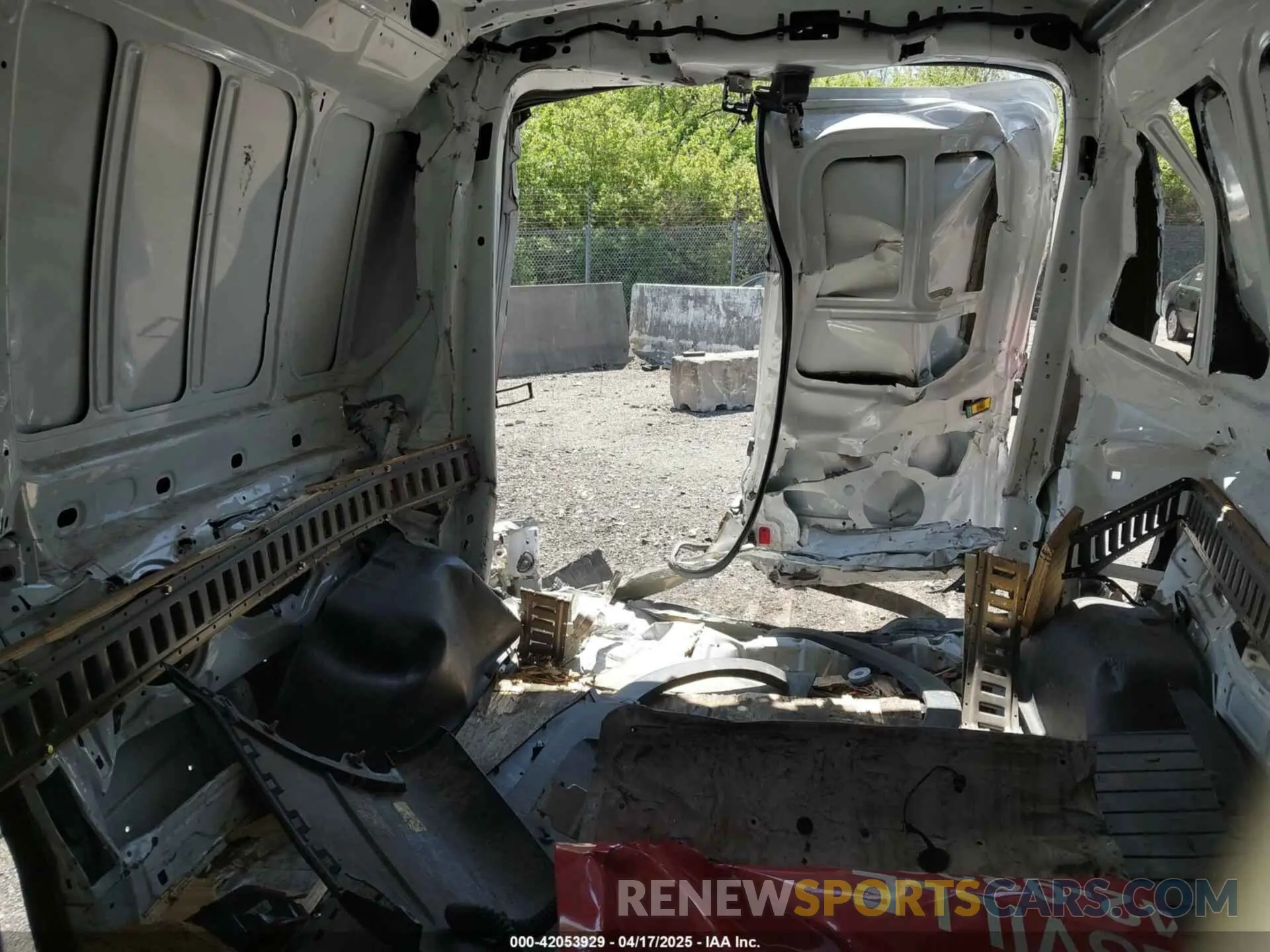 8 Photograph of a damaged car 1FTBR1C89LKA58509 FORD TRANSIT-250 2020