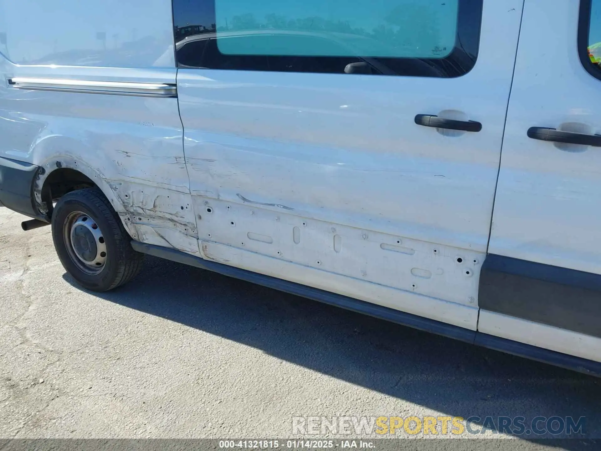 18 Photograph of a damaged car 1FTBR1C89LKA62365 FORD TRANSIT-250 2020